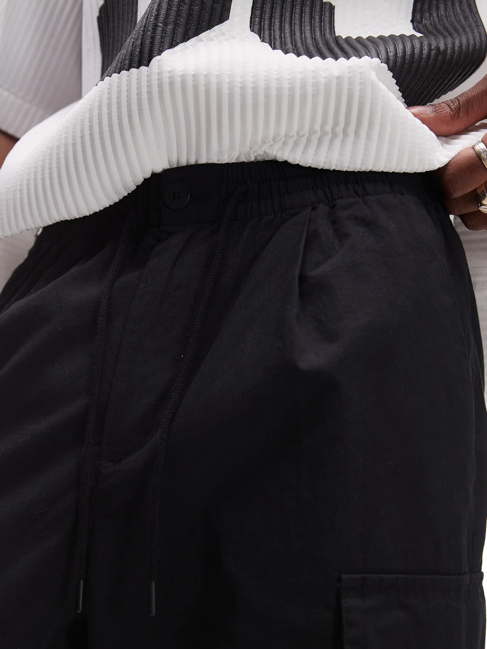 Wide Leg Cargo  Pants - Image 3