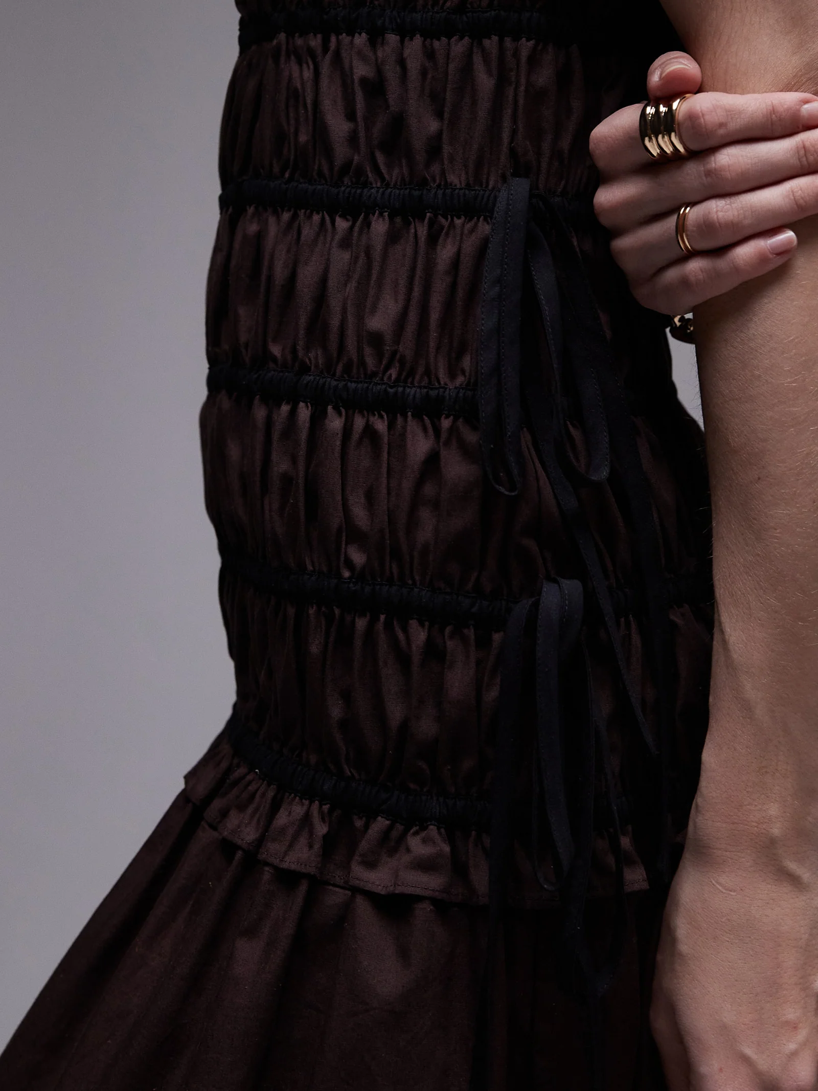 Cap Sleeve Ruched Dress - Image 3