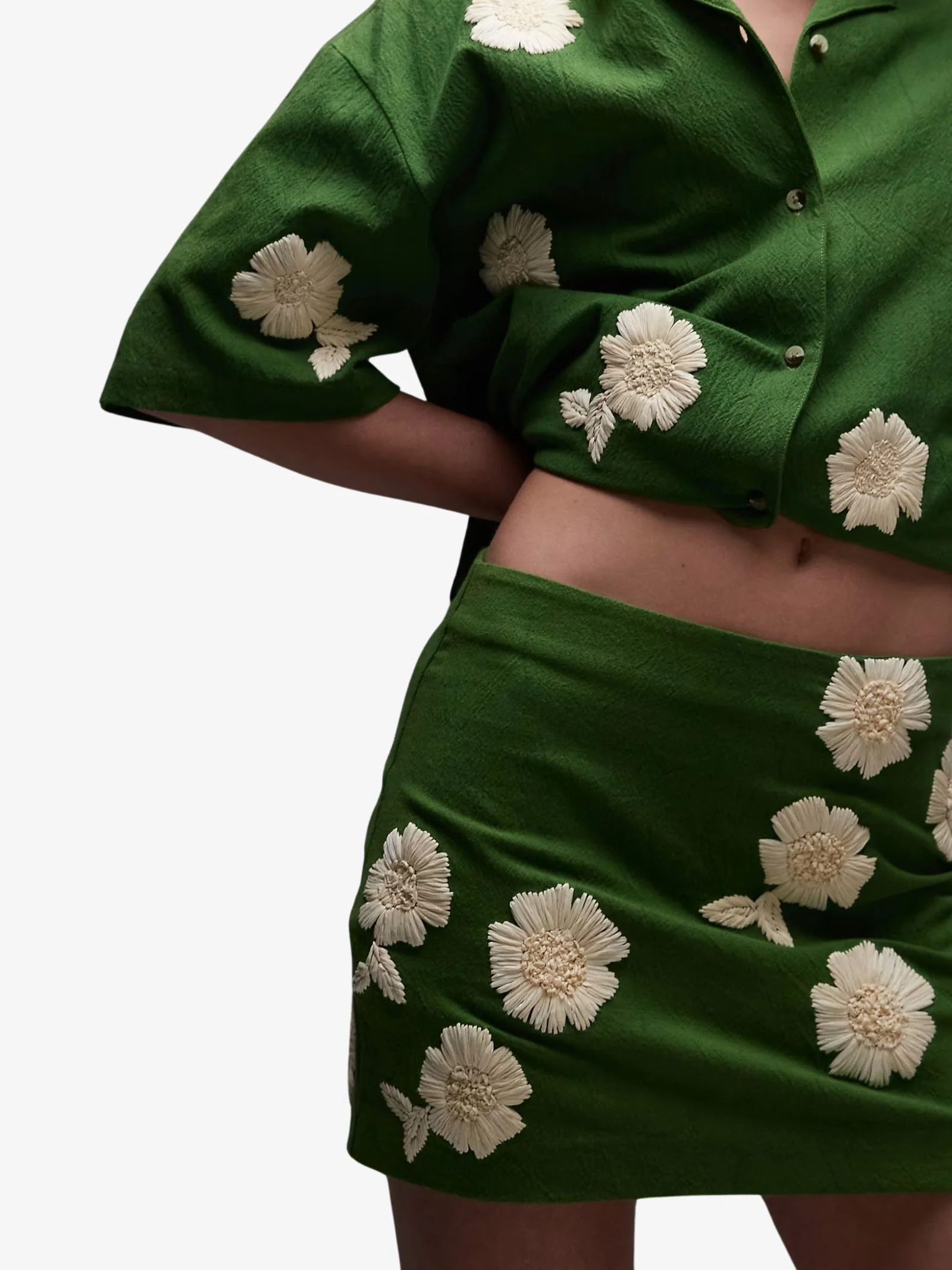 Co-Ord Mini Skirt With Raffia Flowers - Image 2