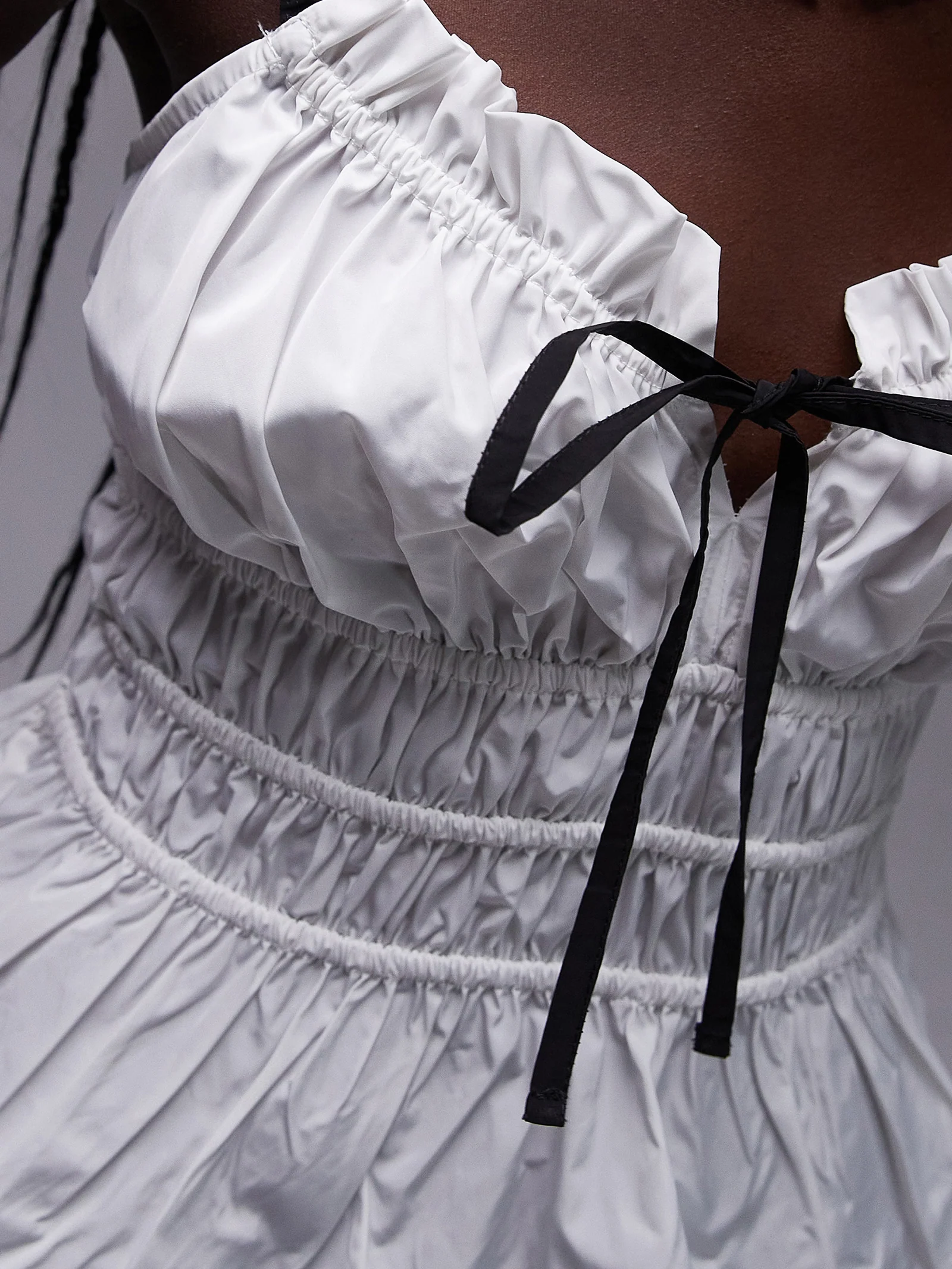 Femme Shirred ContrastTie Cami - Image 2