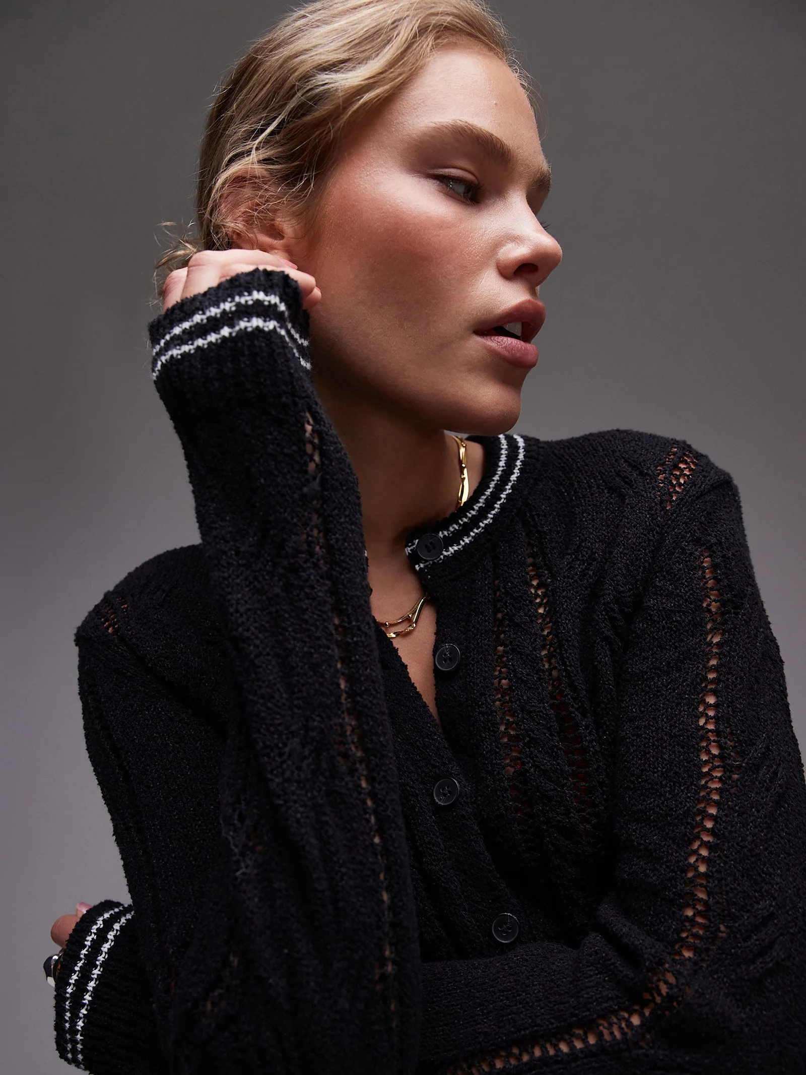 Knitted ContrastCable Cardigan - Image 4