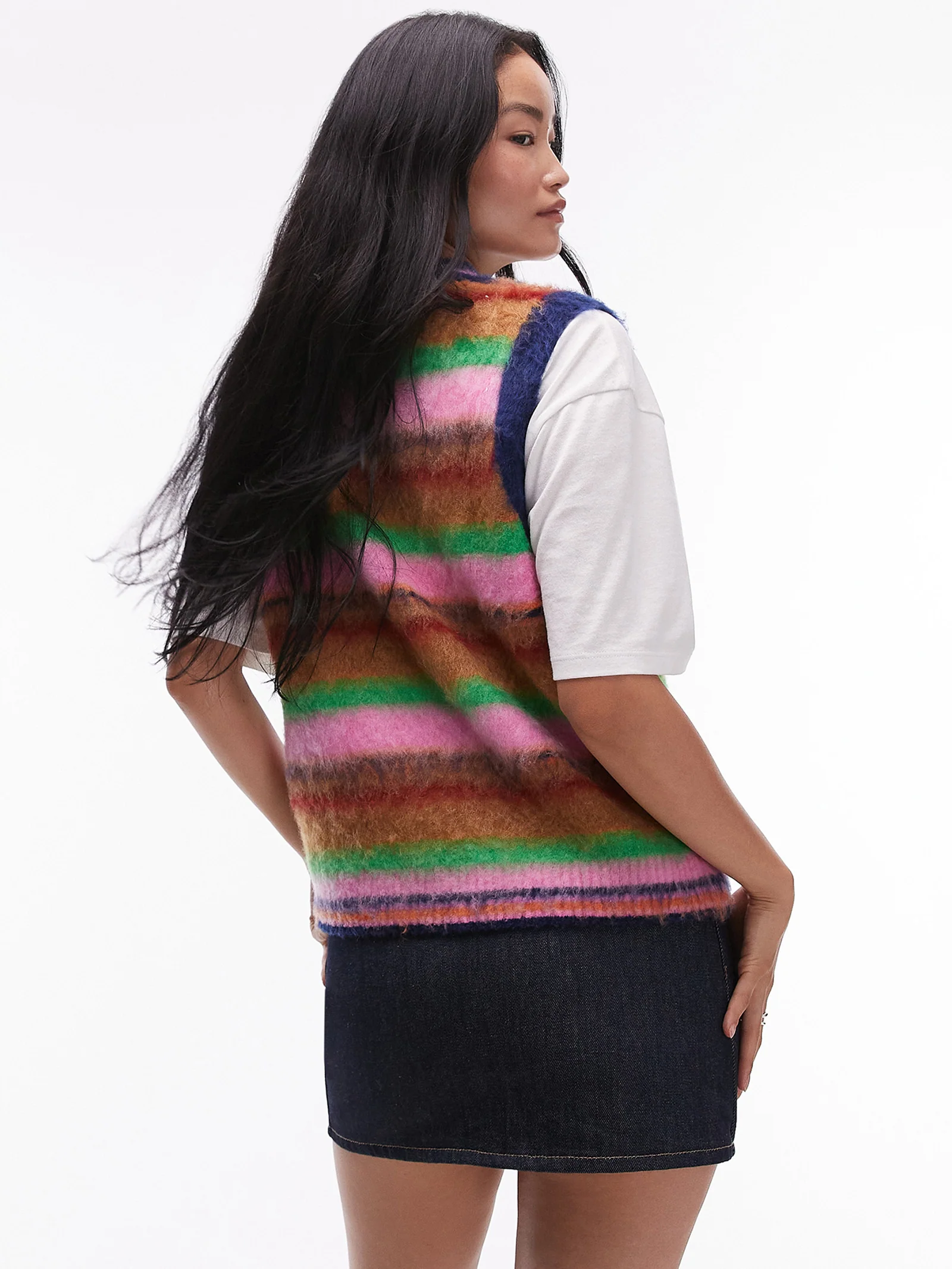 Knitted V-Neck Ultra Fluffy Tank - Image 2