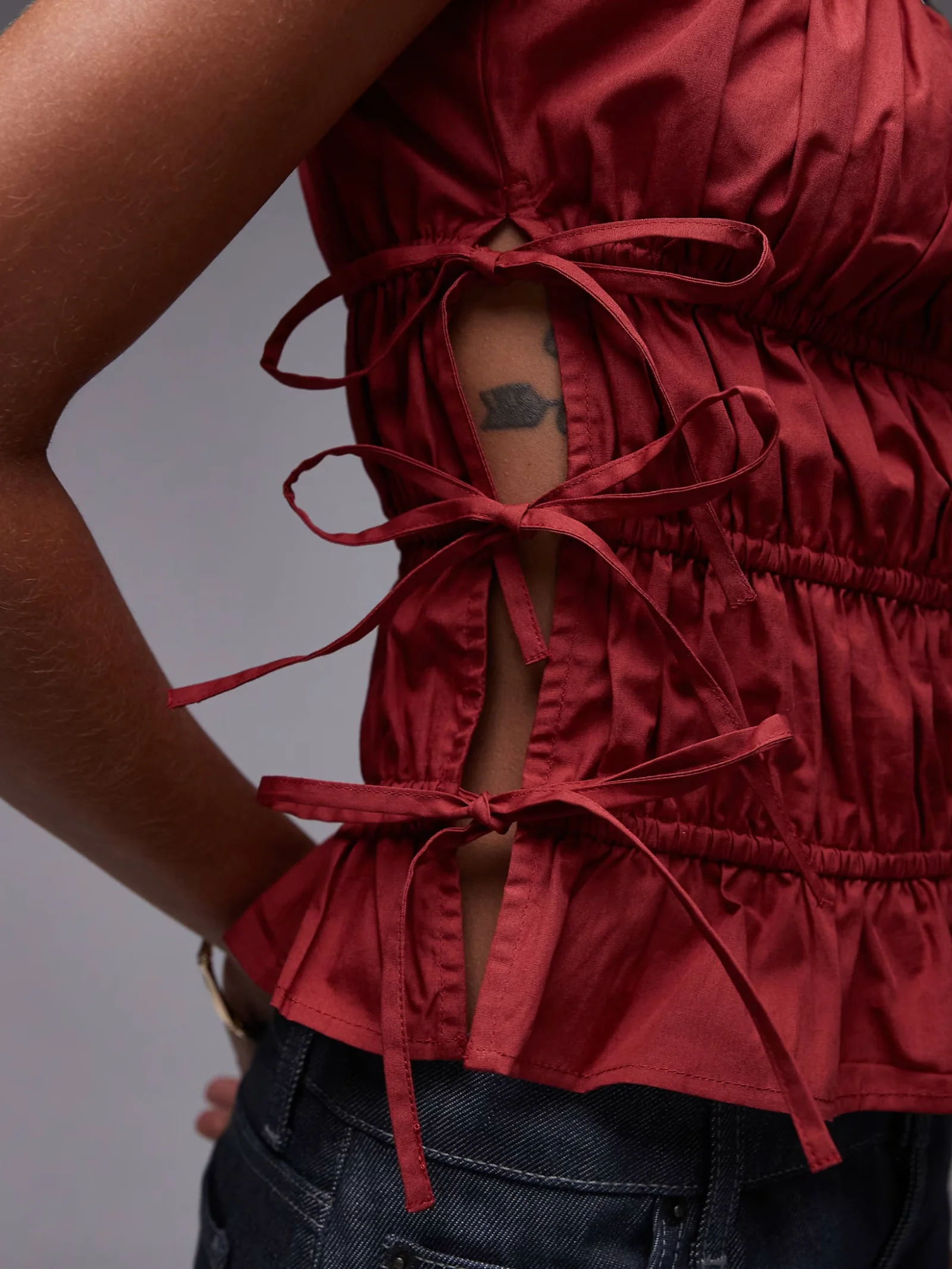 Ruched Tiered Tie Side Top - Image 4