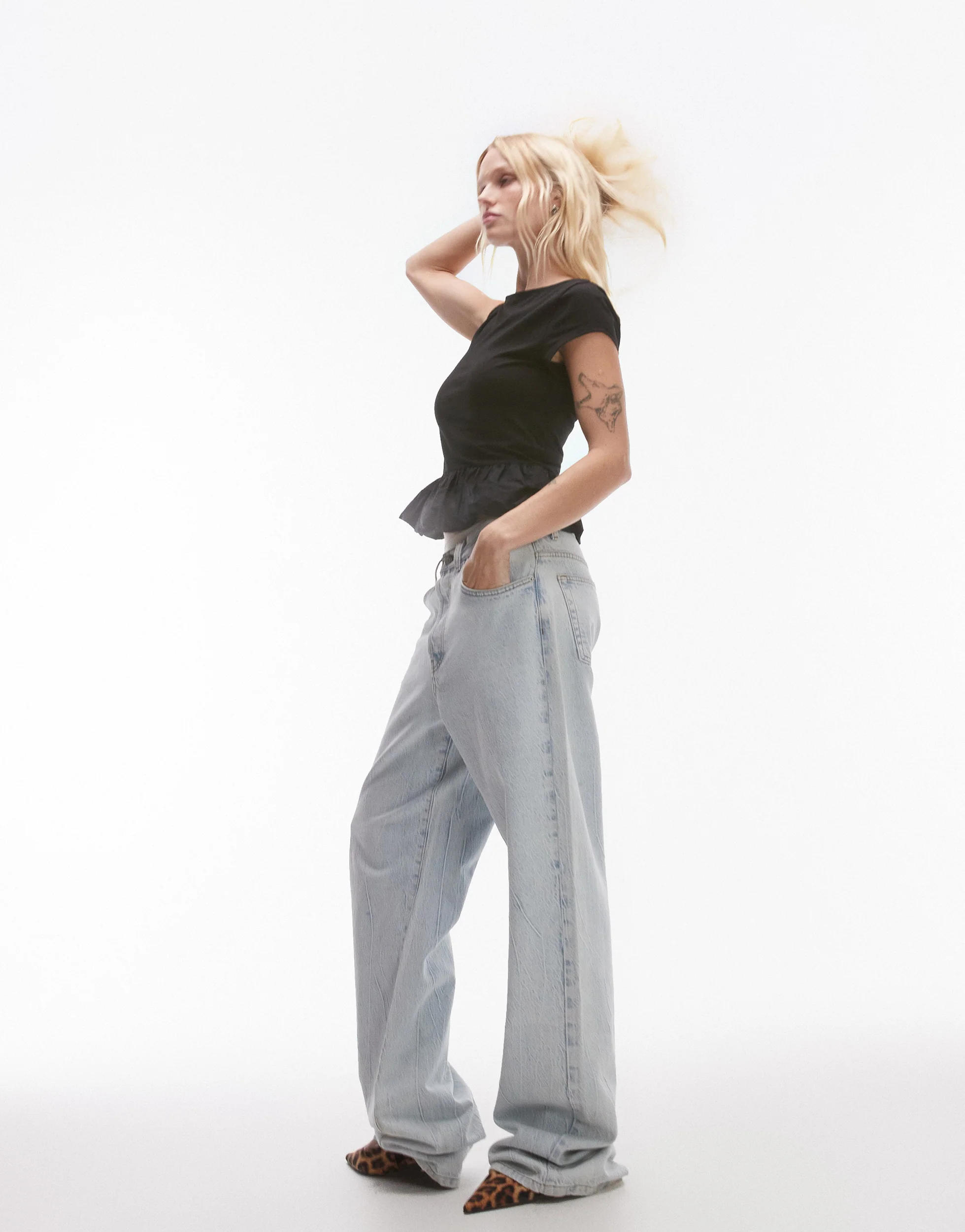 Slash Neck Peplum Bubble Top - Image 4