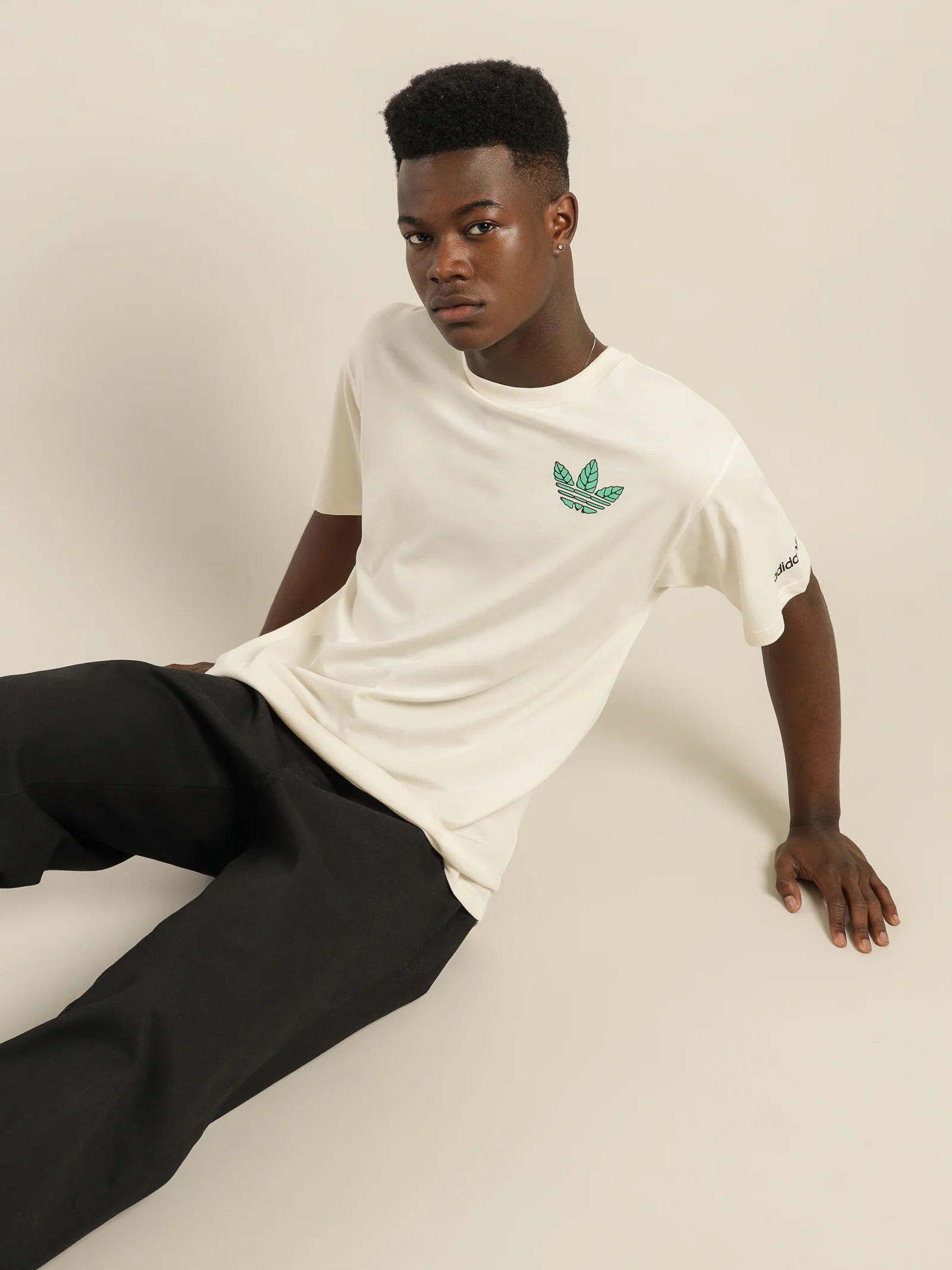 Trefoil Leaves NonDye T-Shirt - Image 3