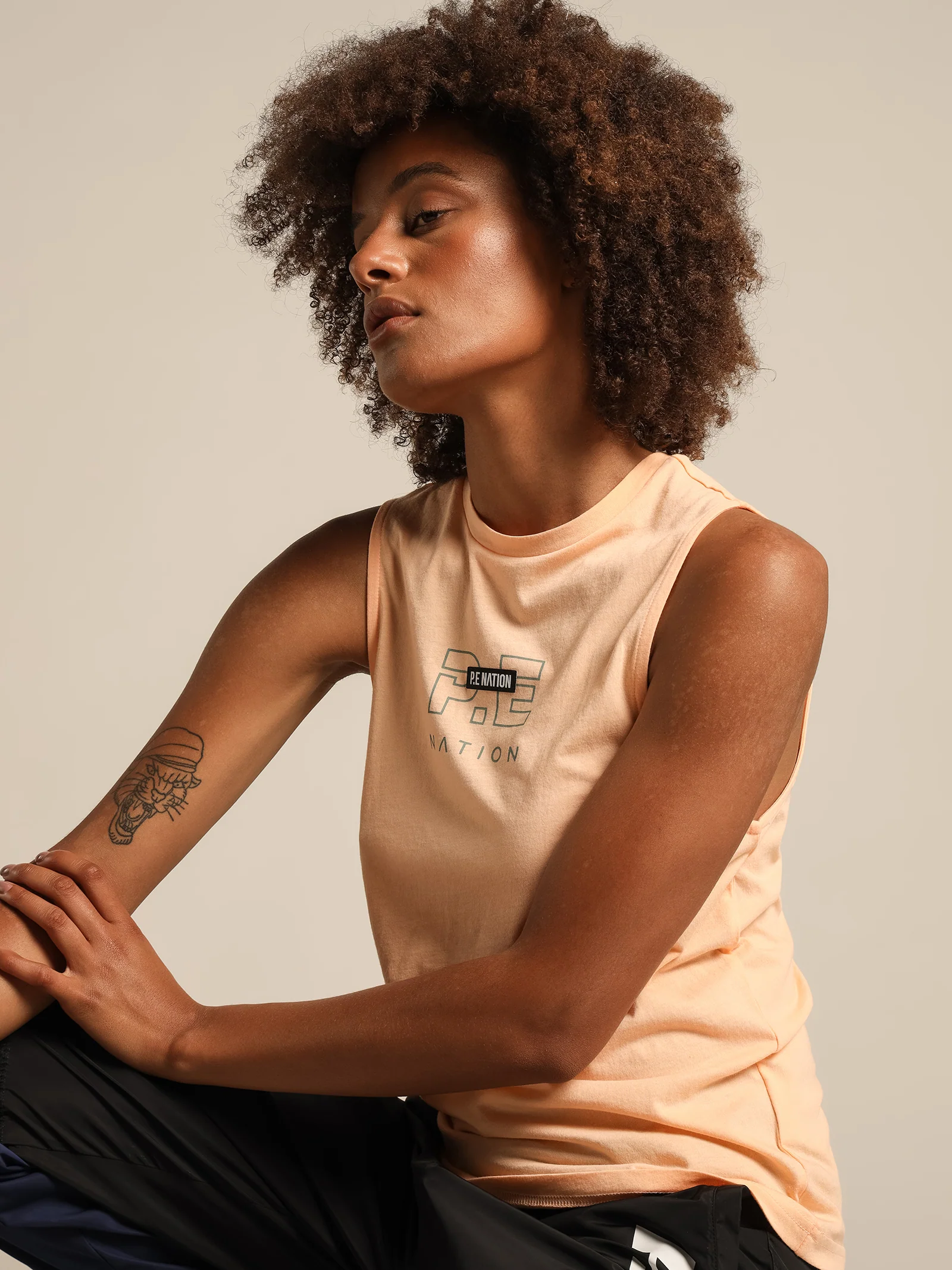 Twist Serve Tank - Image 5