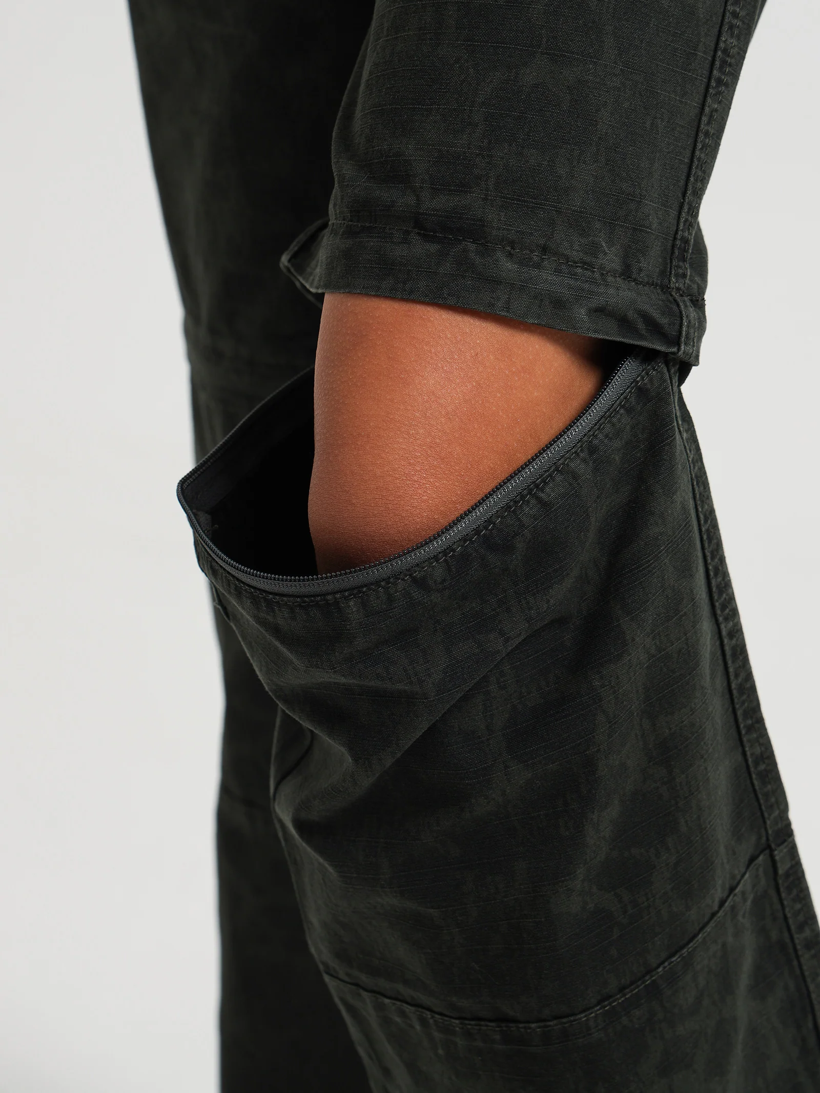 Unhallowed Zip Off Cargo Pants - Image 4