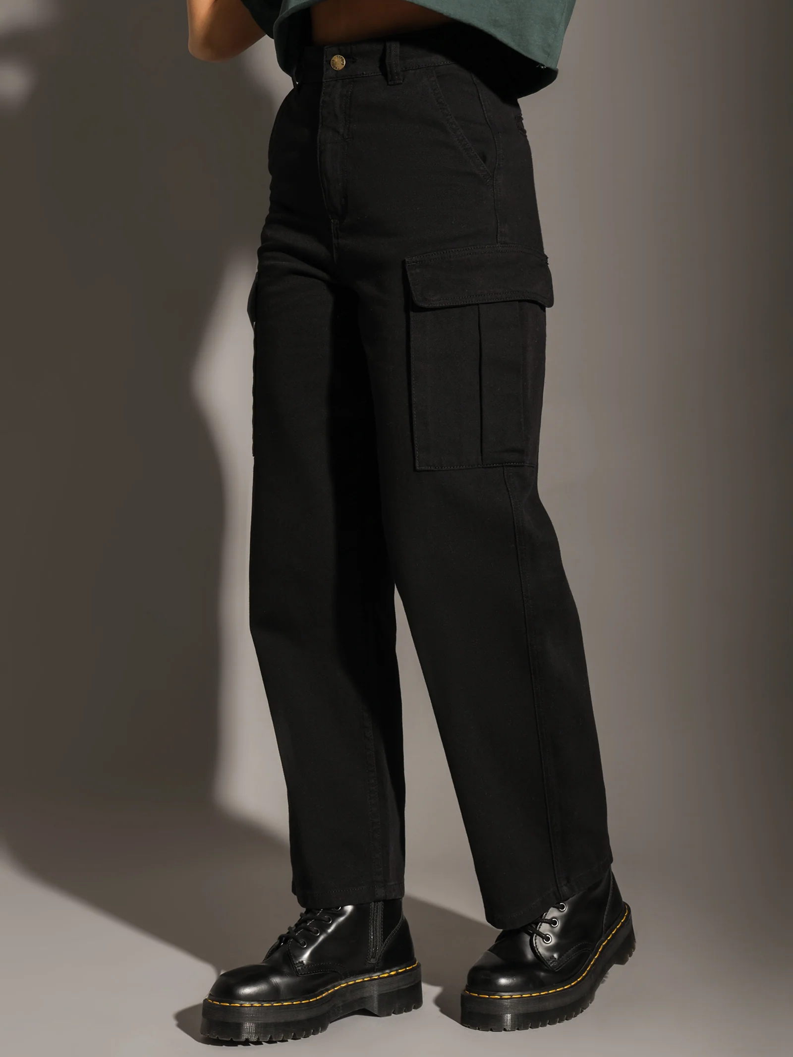 Union Baggy Cargo Pants - Image 3