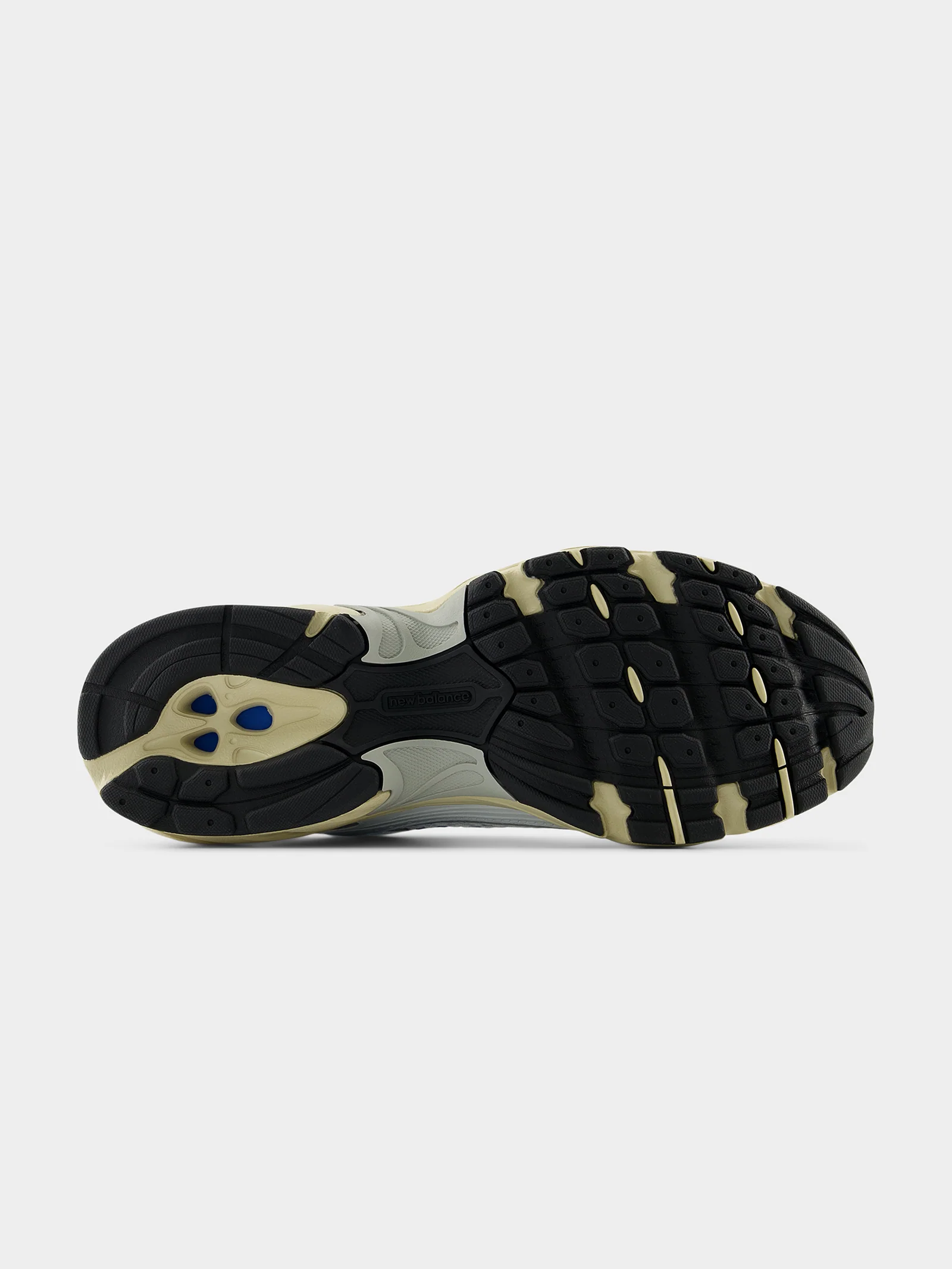 Unisex 530 Sneakers - Image 5