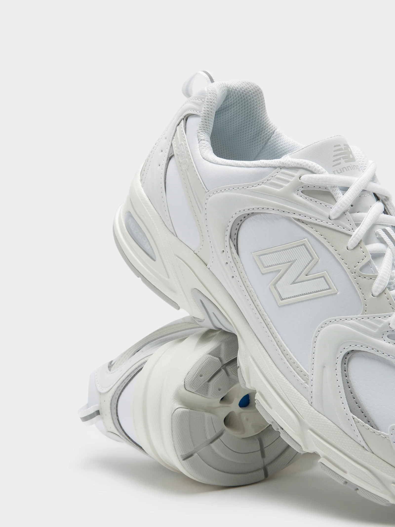 Unisex 530 Sneakers - Image 6