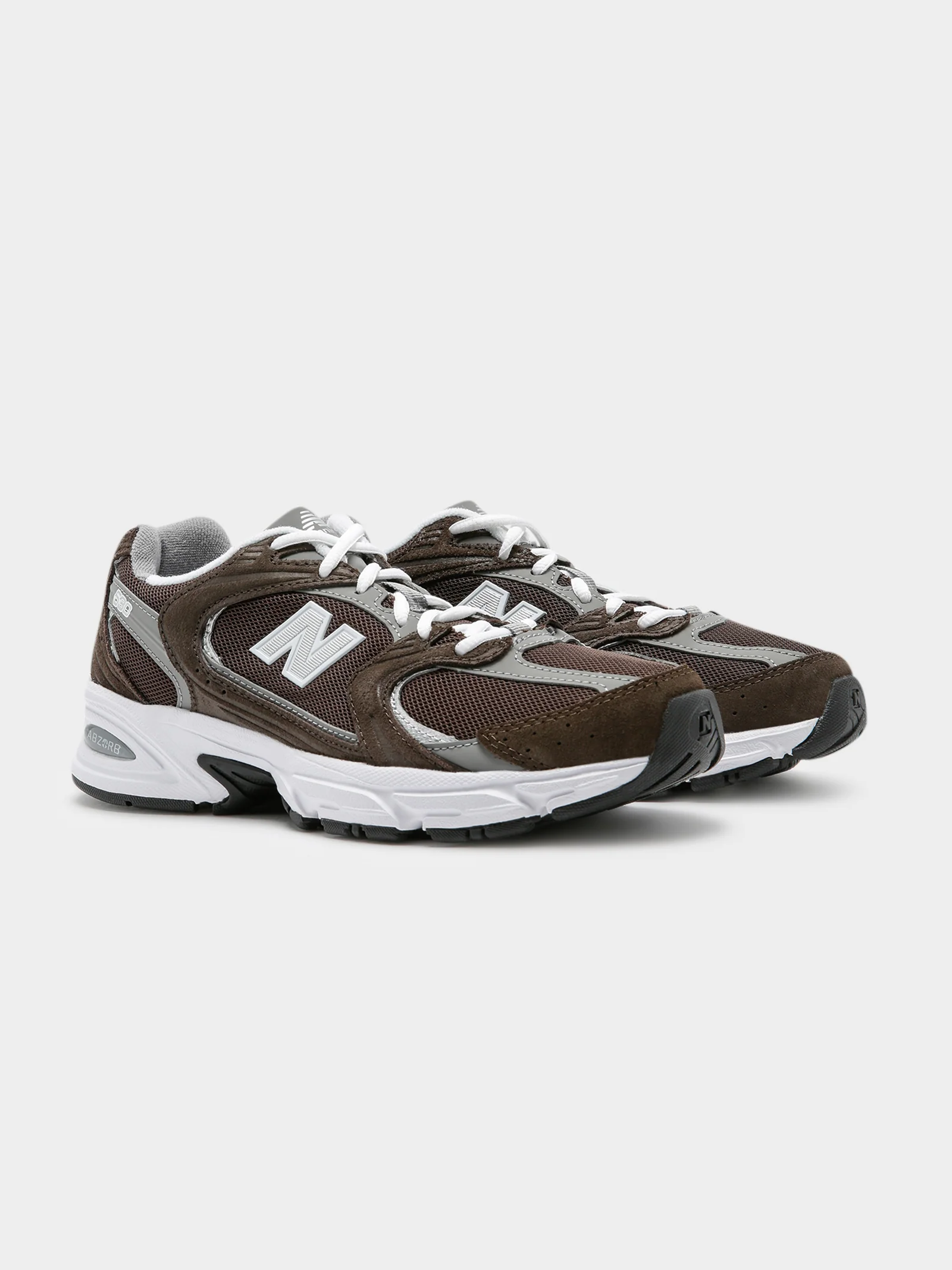 Unisex 530 Sneakers - Image 6
