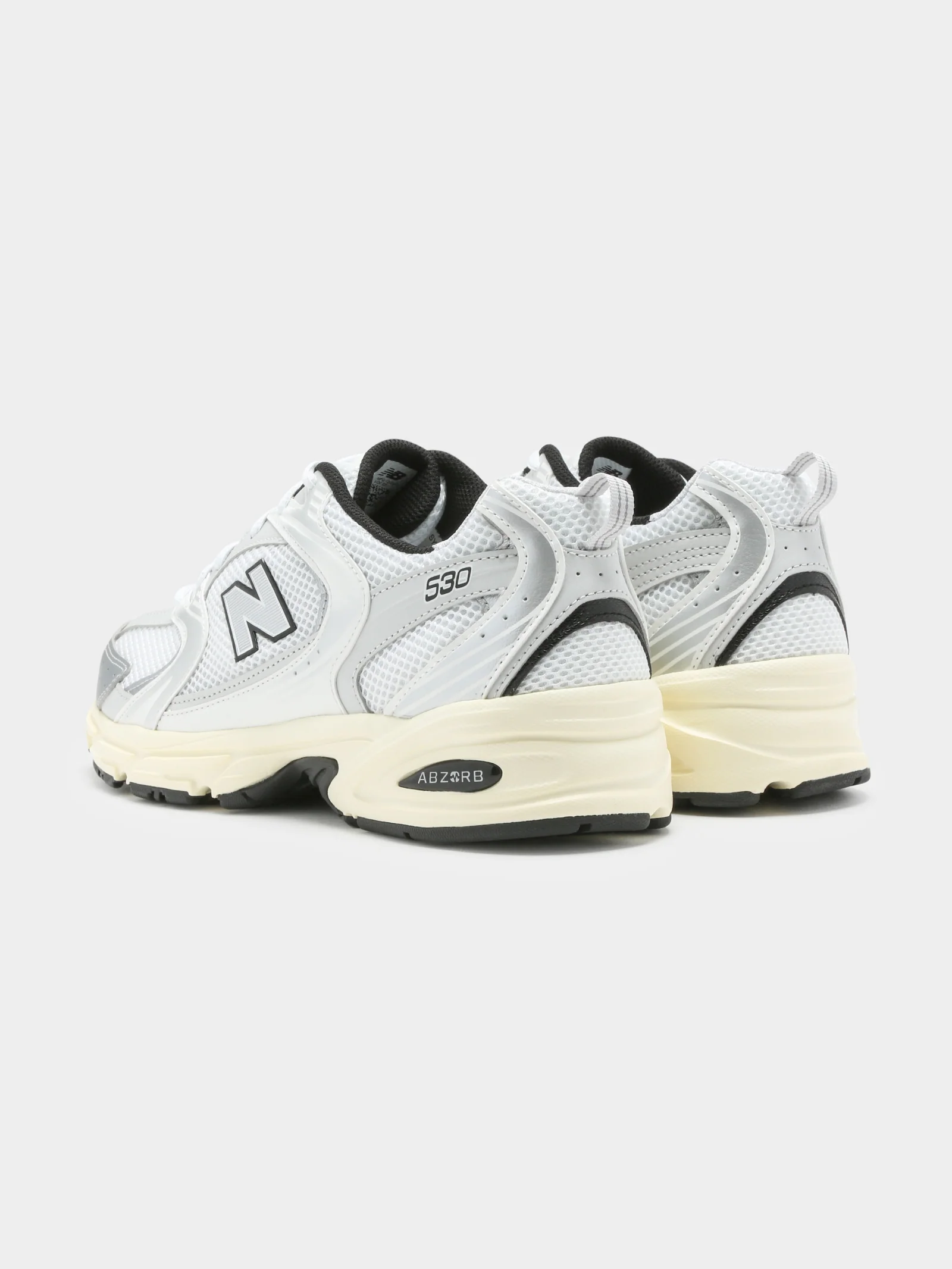 Unisex 530 Sneakers - Image 7