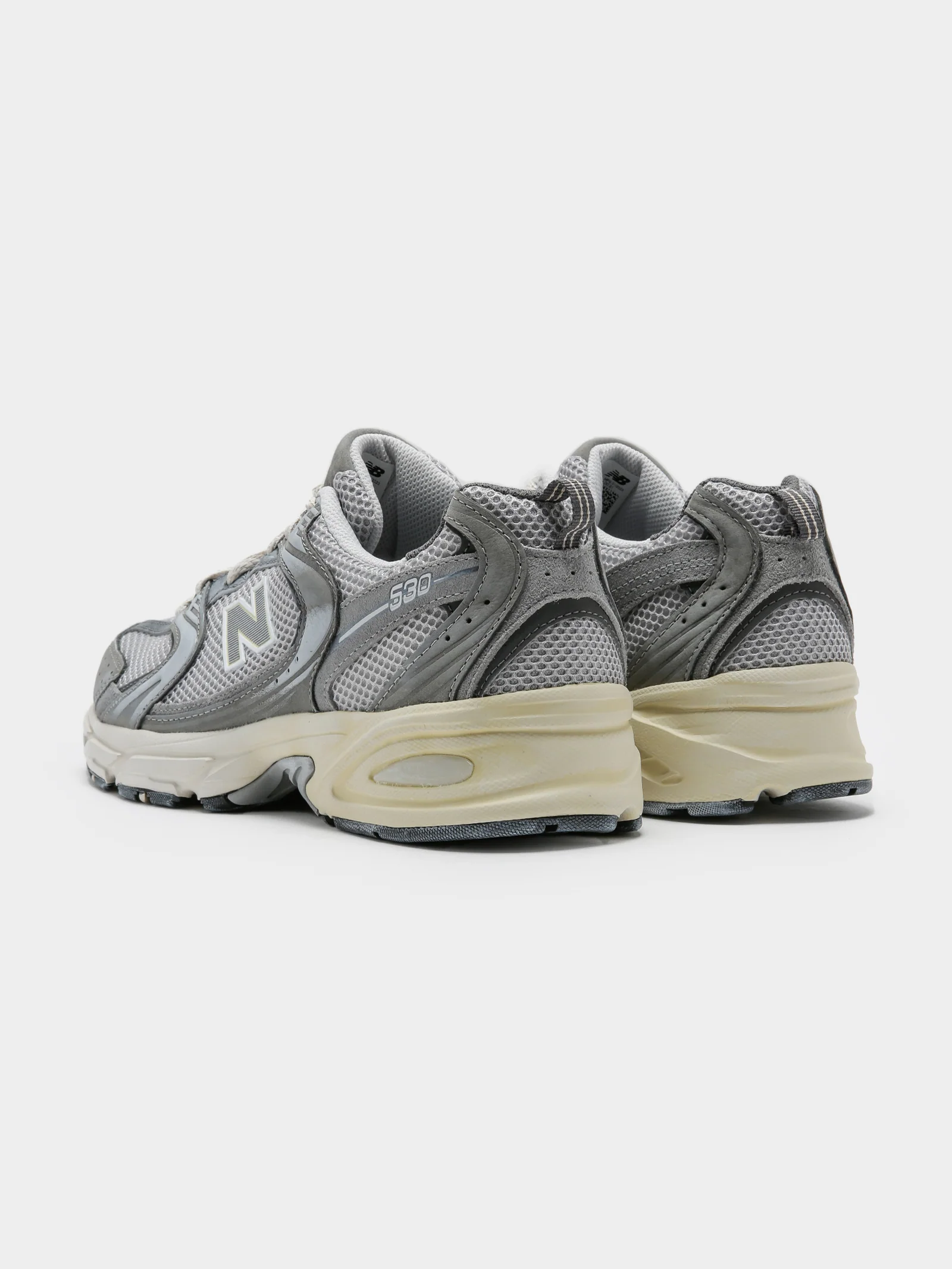 Unisex 530 Sneakers - Image 8