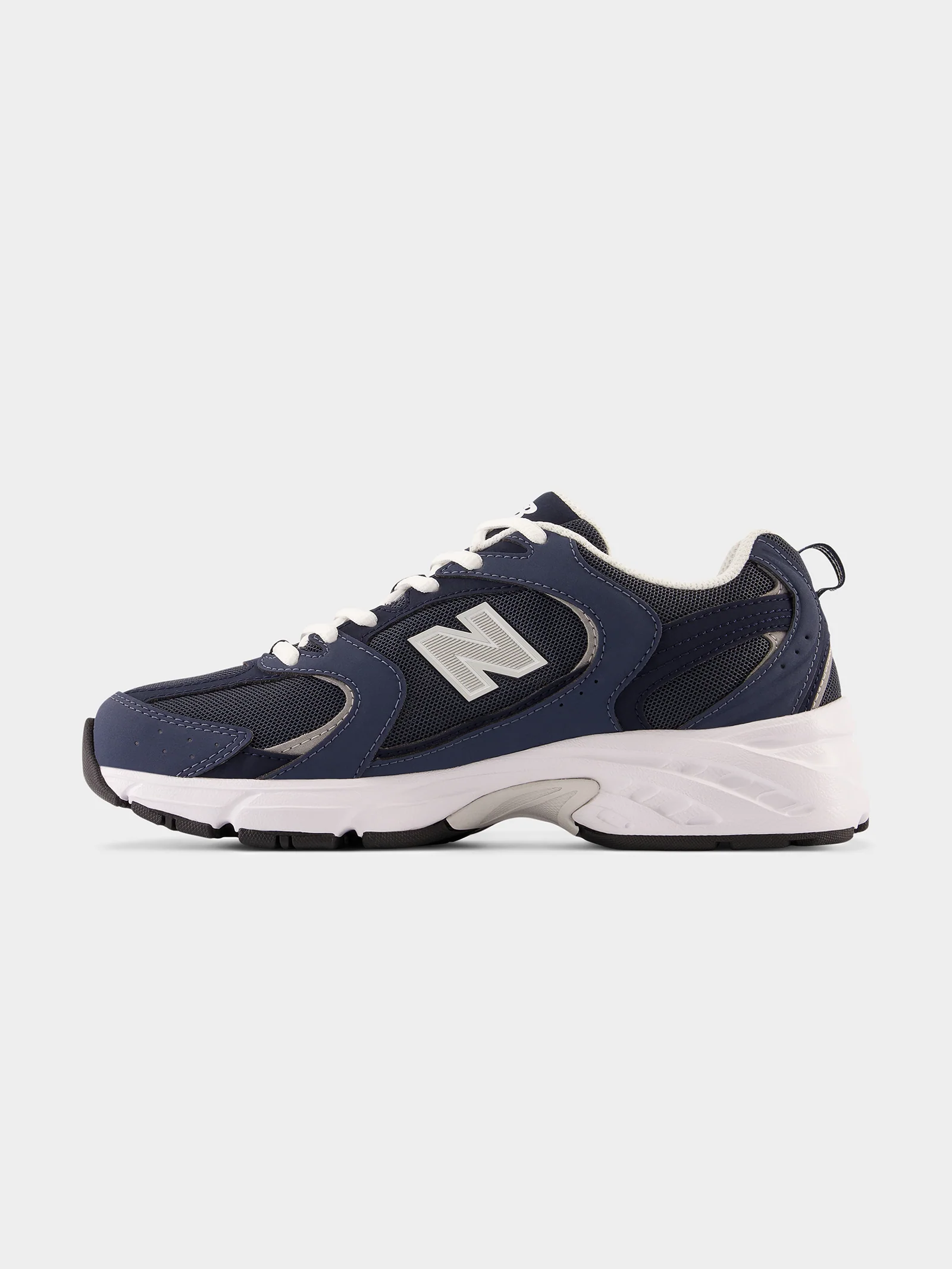 Unisex 530 Sneakers - Image 4
