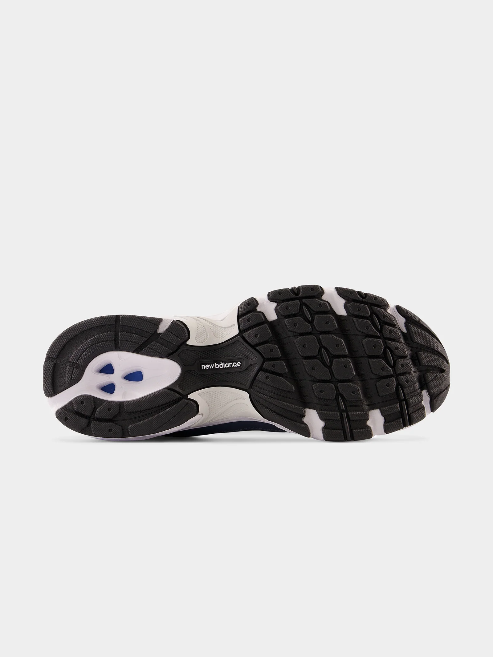 Unisex 530 Sneakers - Image 6