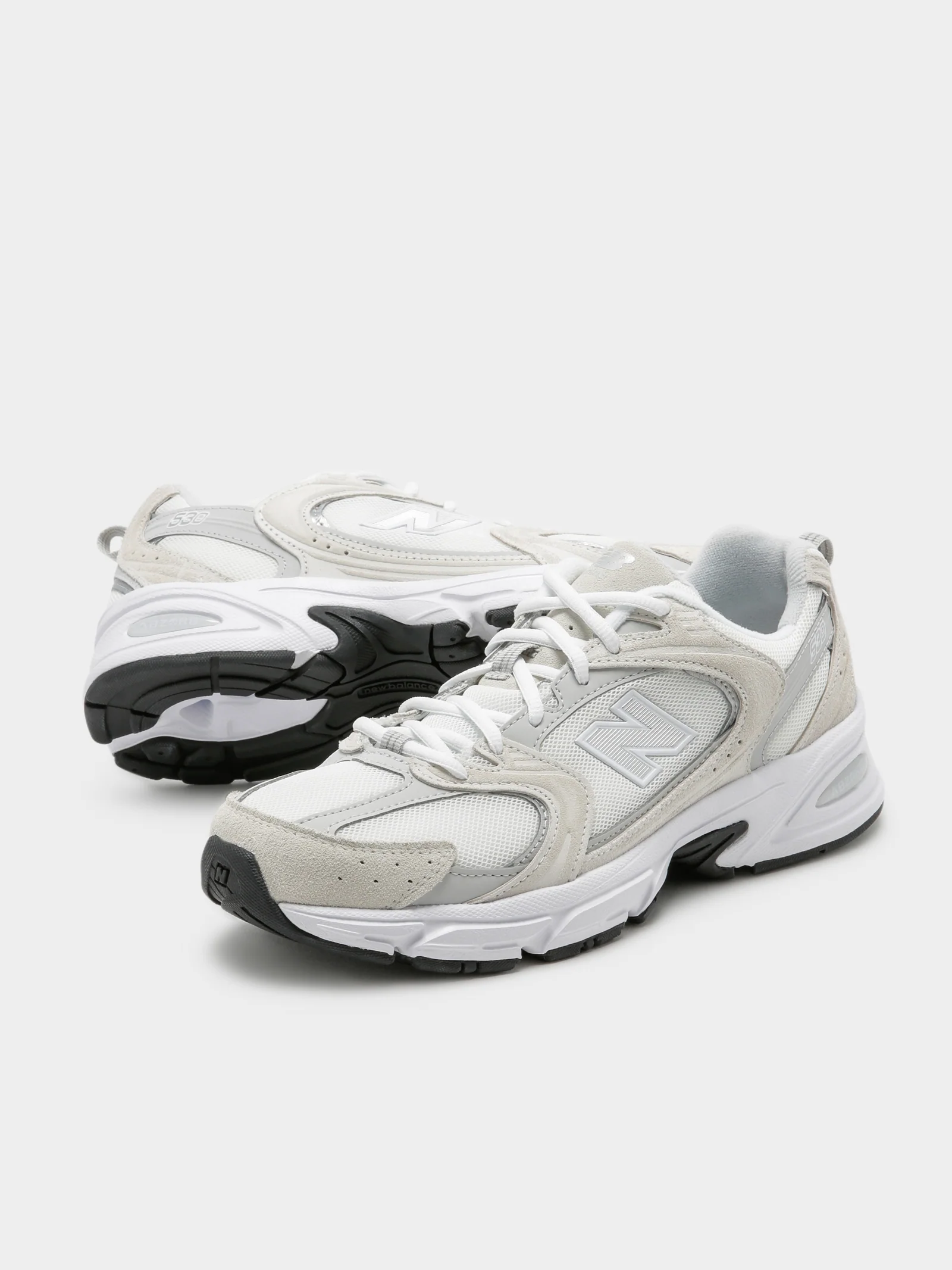 Unisex 530 Sneakers - Image 2