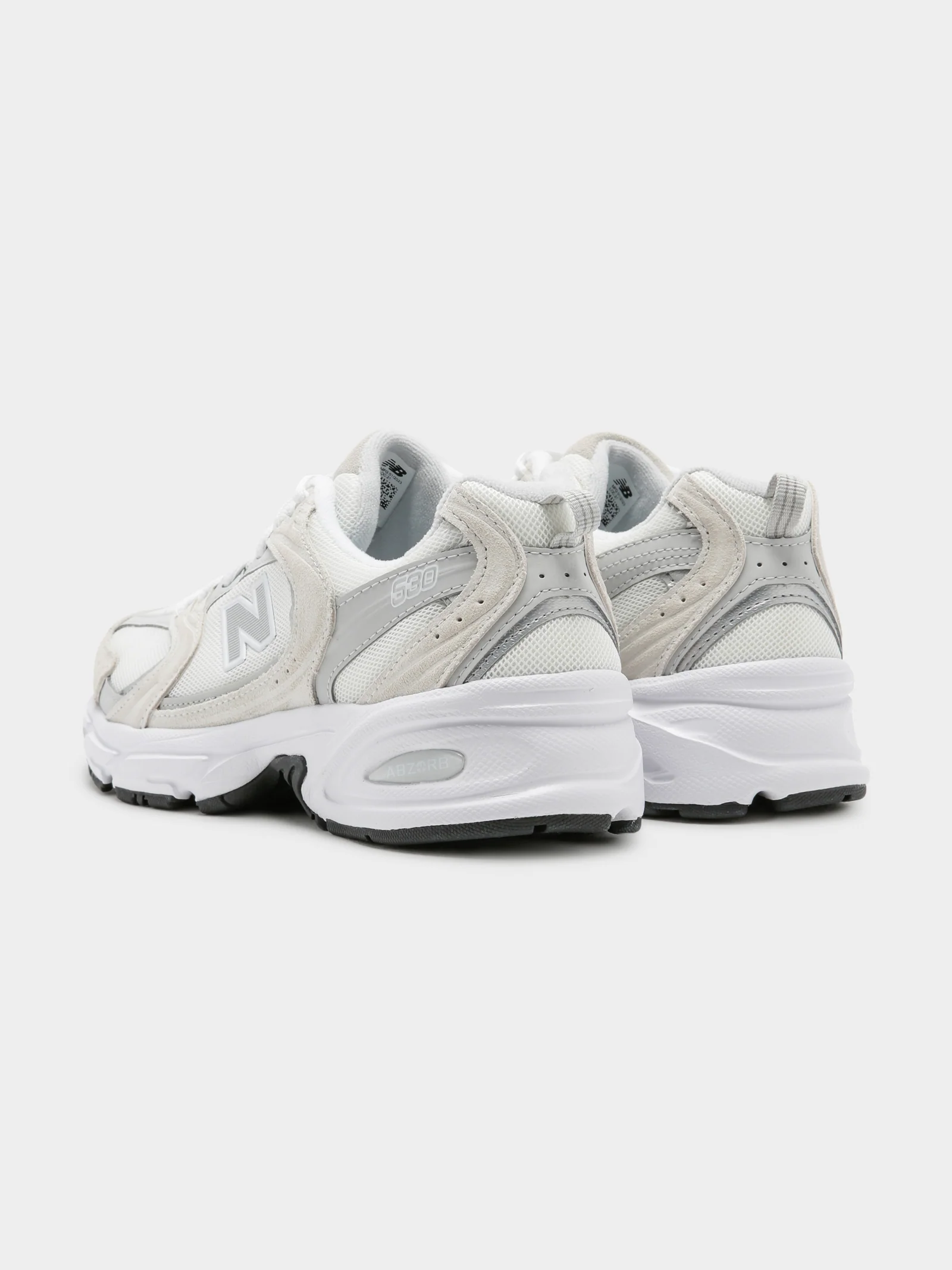 Unisex 530 Sneakers - Image 5