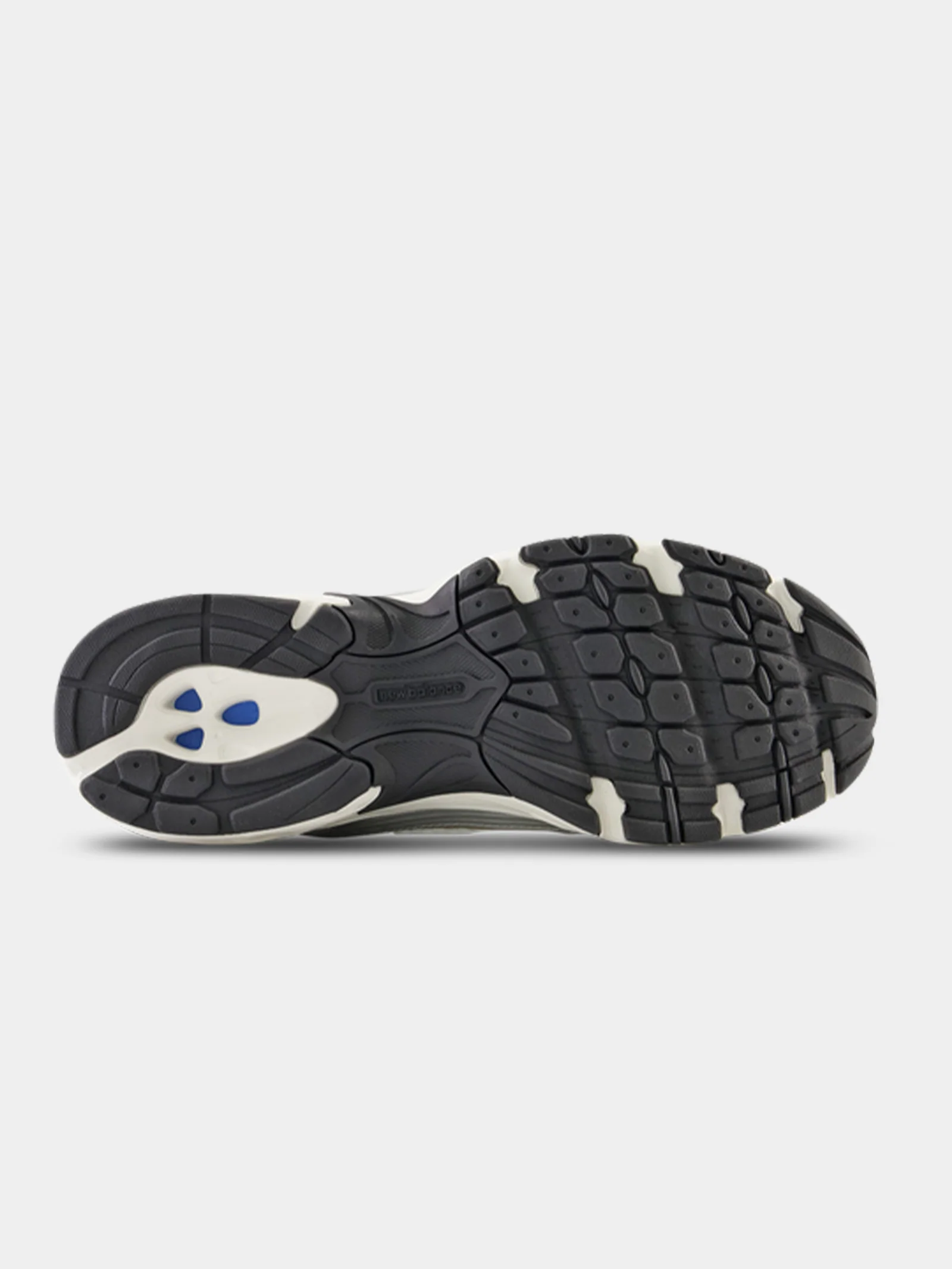Unisex 530 Sneakers - Image 3