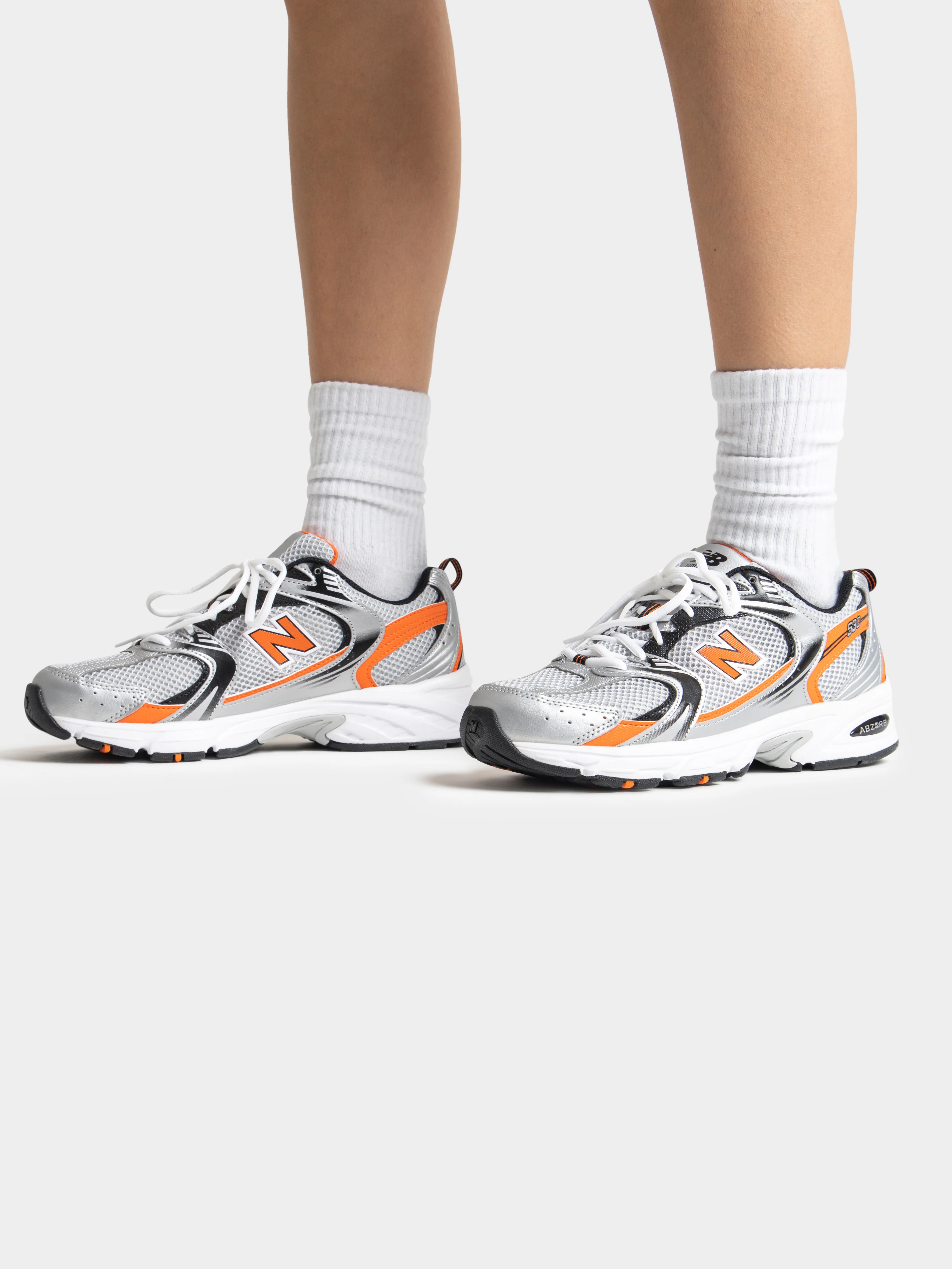 Unisex 530 Sneakers - Image 6