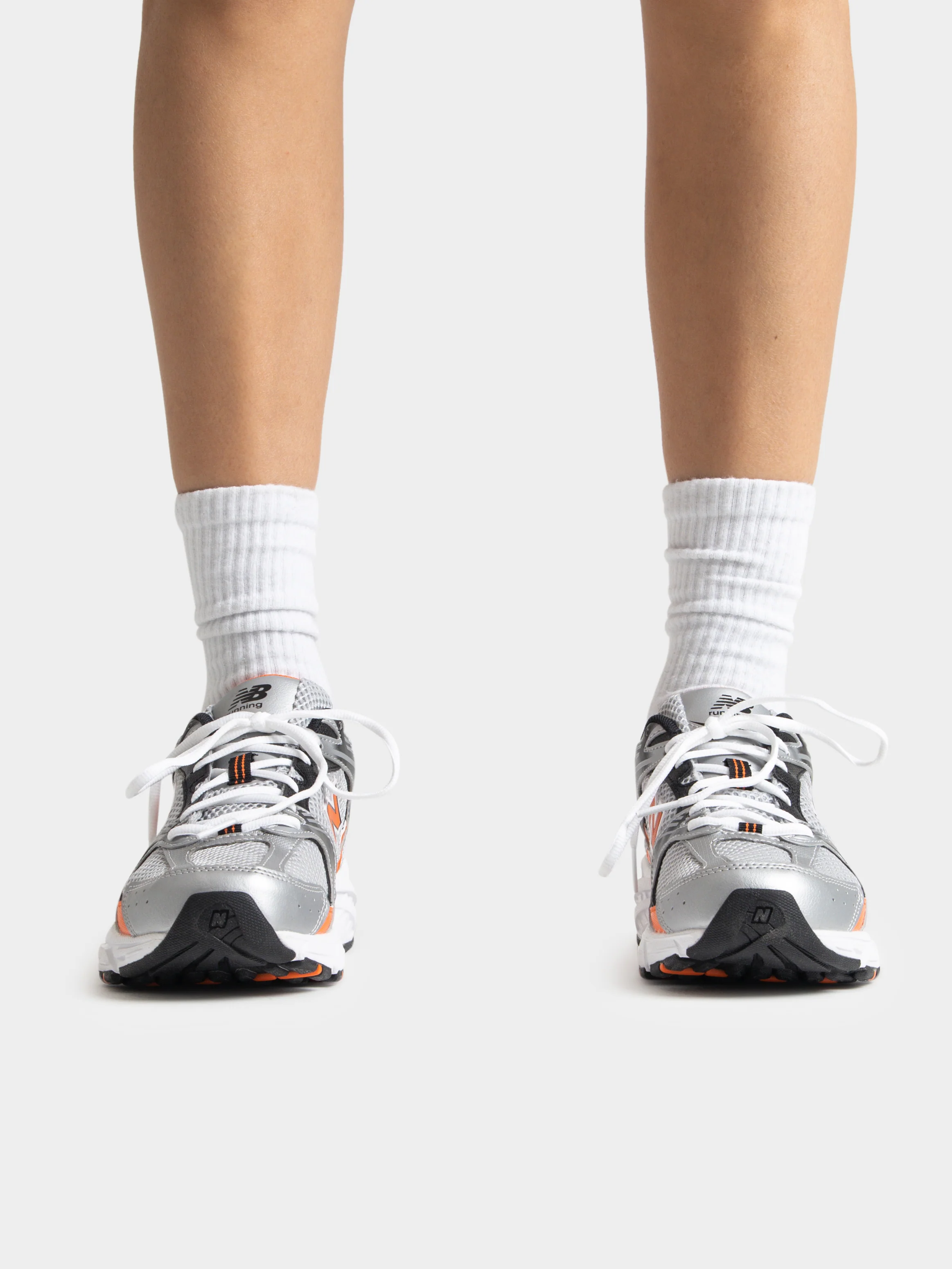 Unisex 530 Sneakers - Image 8