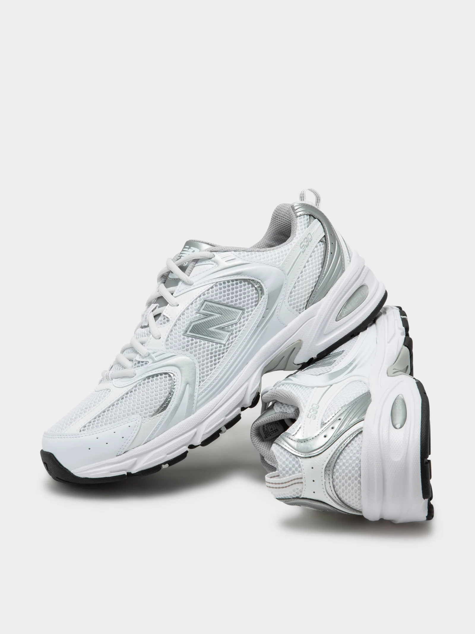 Unisex 530 Sneakers - Image 6