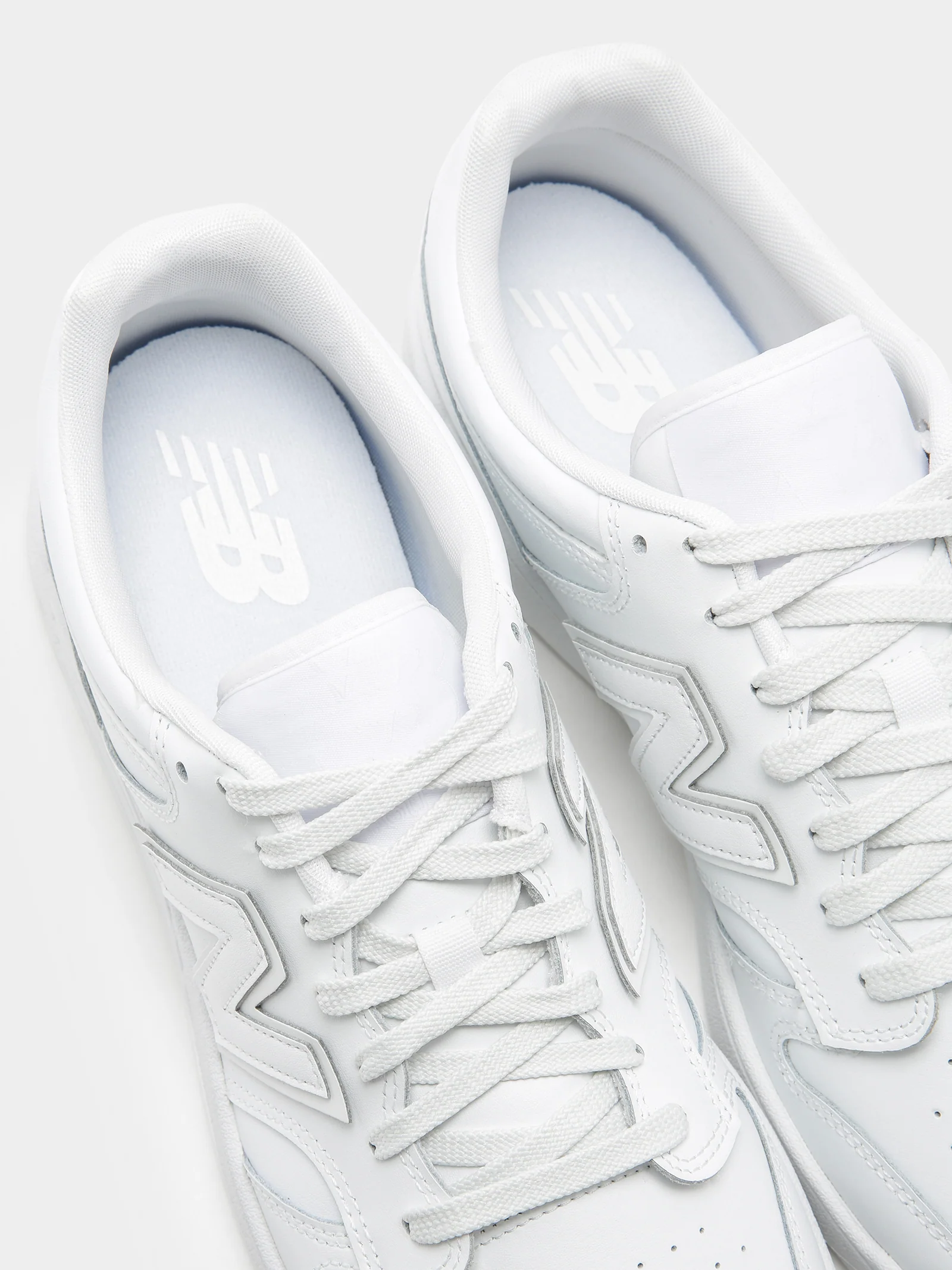 Unisex BB 480 Court Sneakers - Image 3