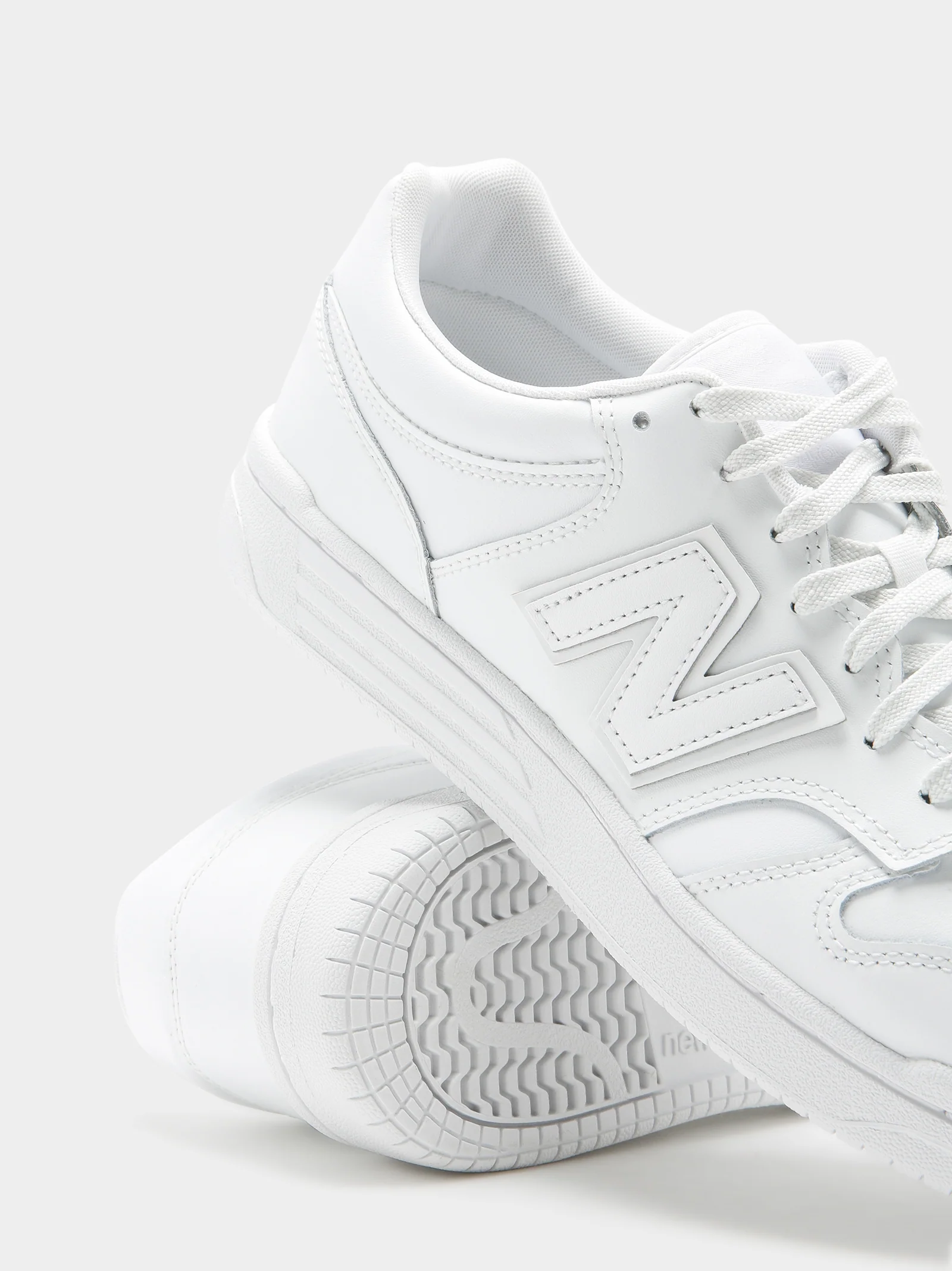 Unisex BB 480 Court Sneakers - Image 5