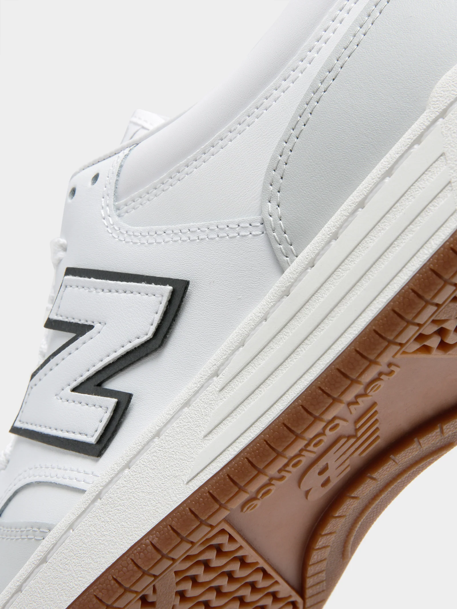 Unisex BB 480 Sneakers - Image 6