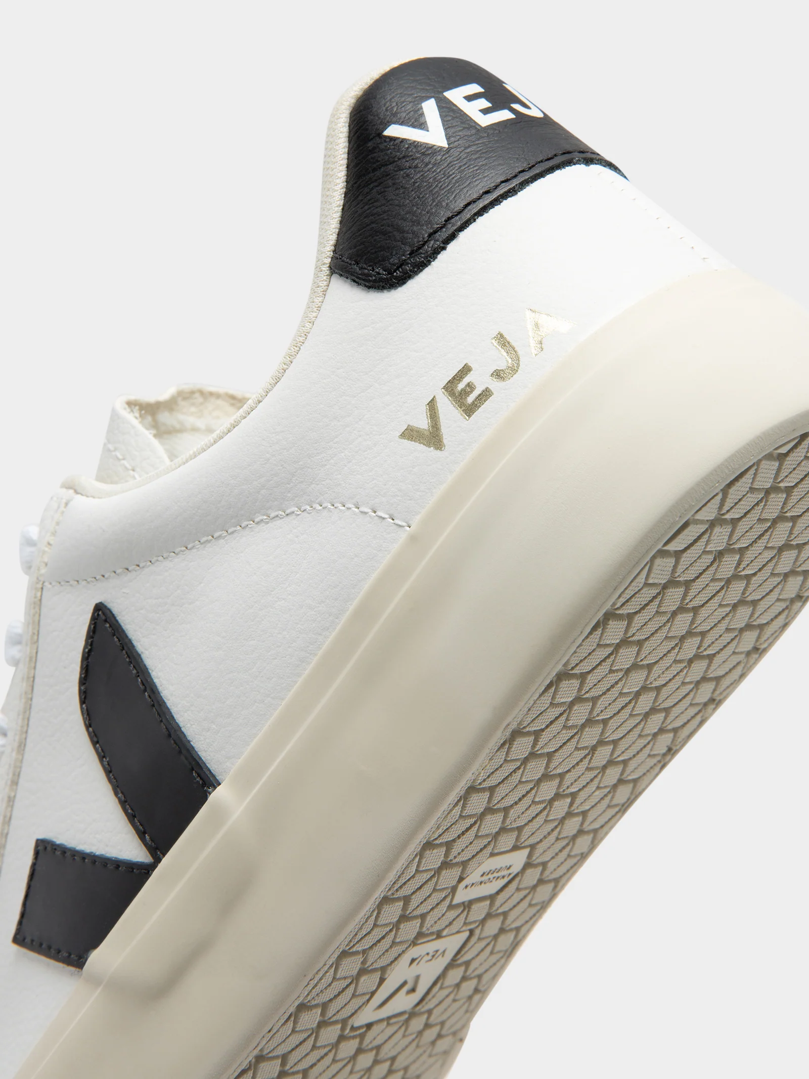 Unisex Campo Chromefree Sneakers - Image 4