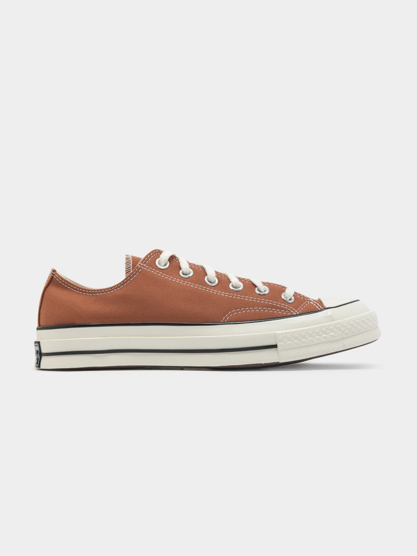 Unisex Chuck 70 Low Sneakers - Image 2