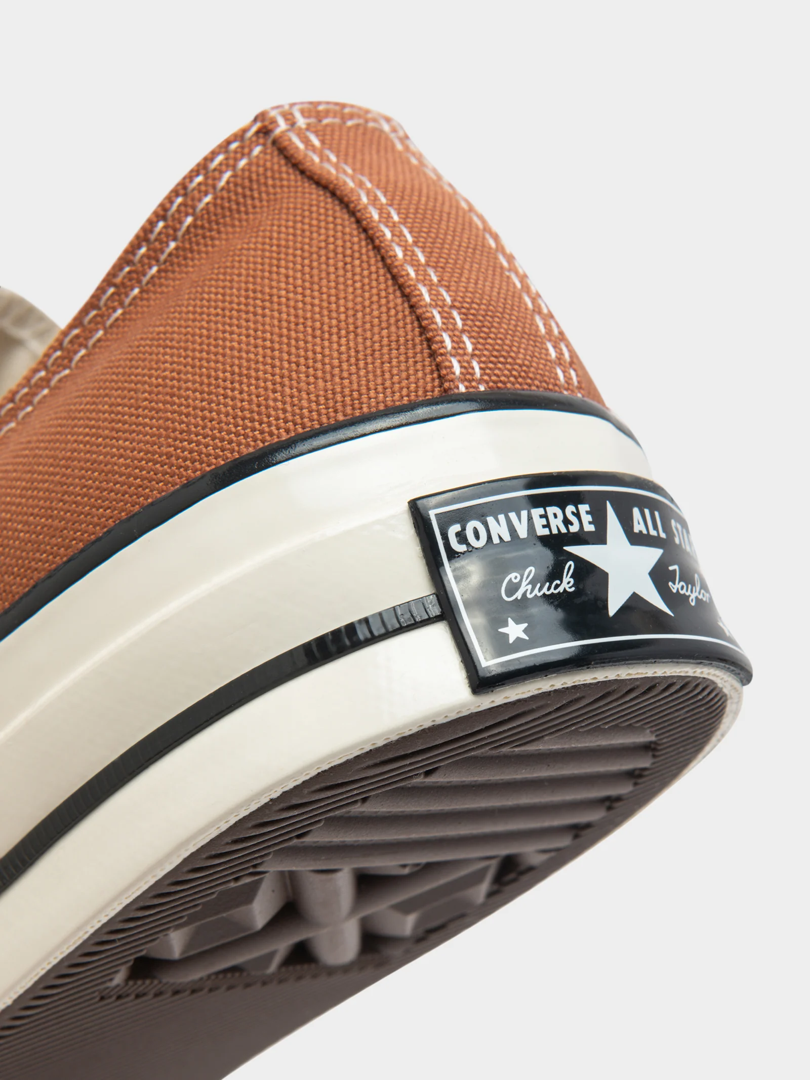 Unisex Chuck 70 Low Sneakers - Image 4