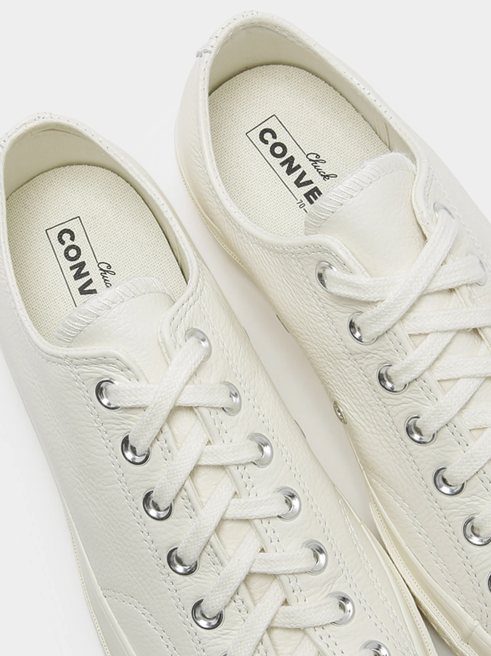 Unisex Chuck 70 Low Top Sneakers - Image 3