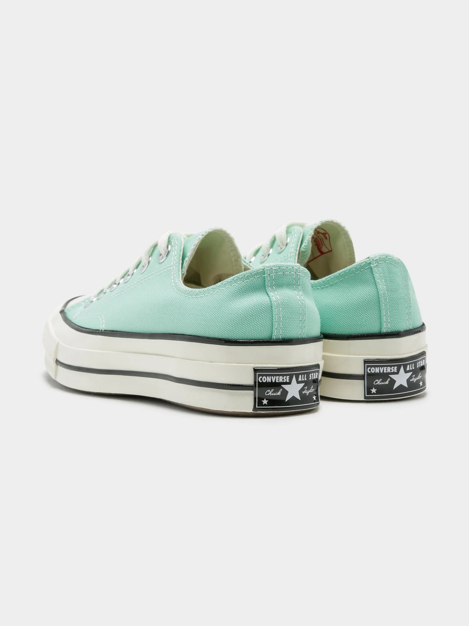 Unisex Chuck 70 Ox Low Sneakers - Image 6