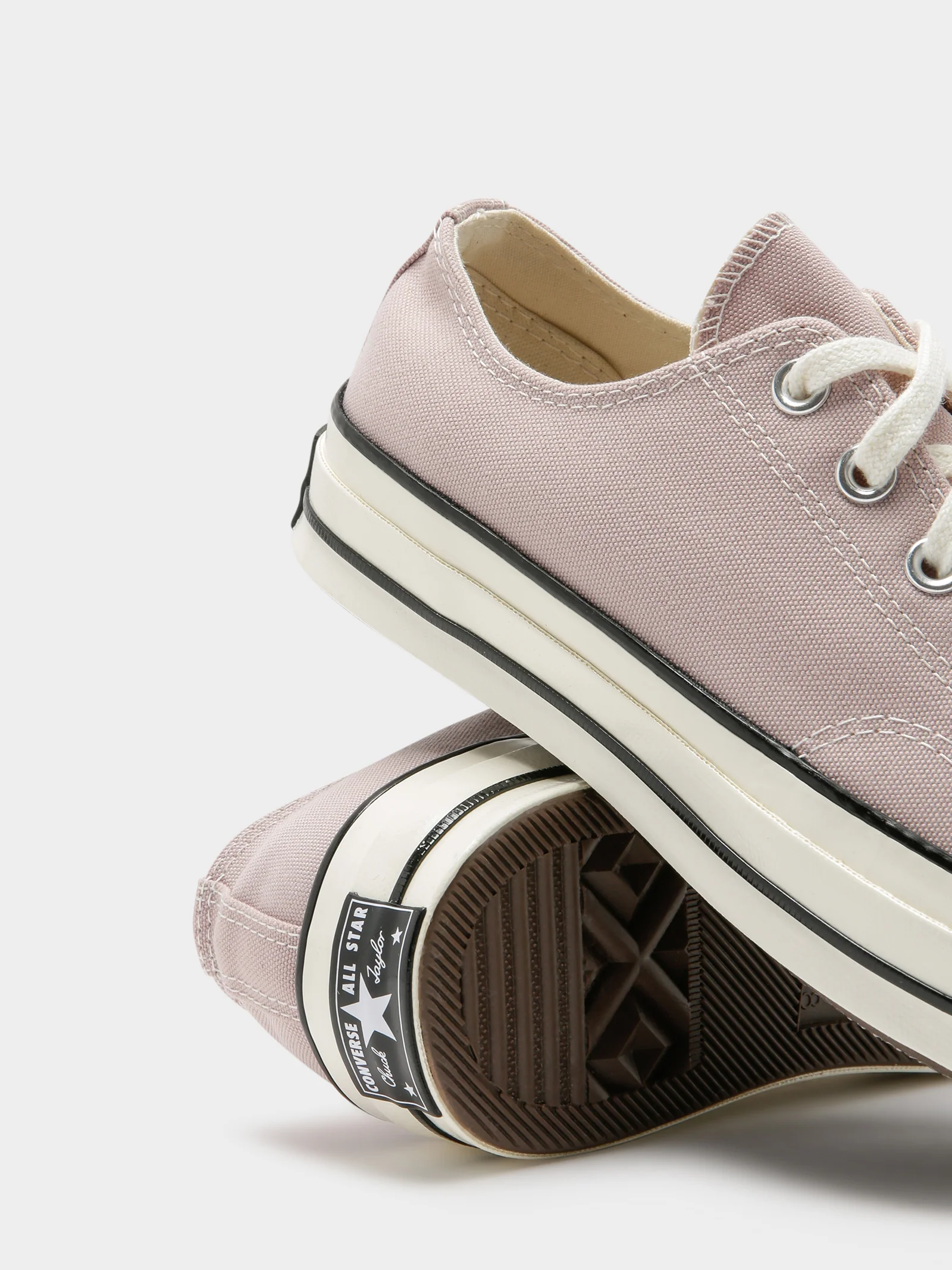 Unisex Chuck 70 Ox Sneakers - Image 6