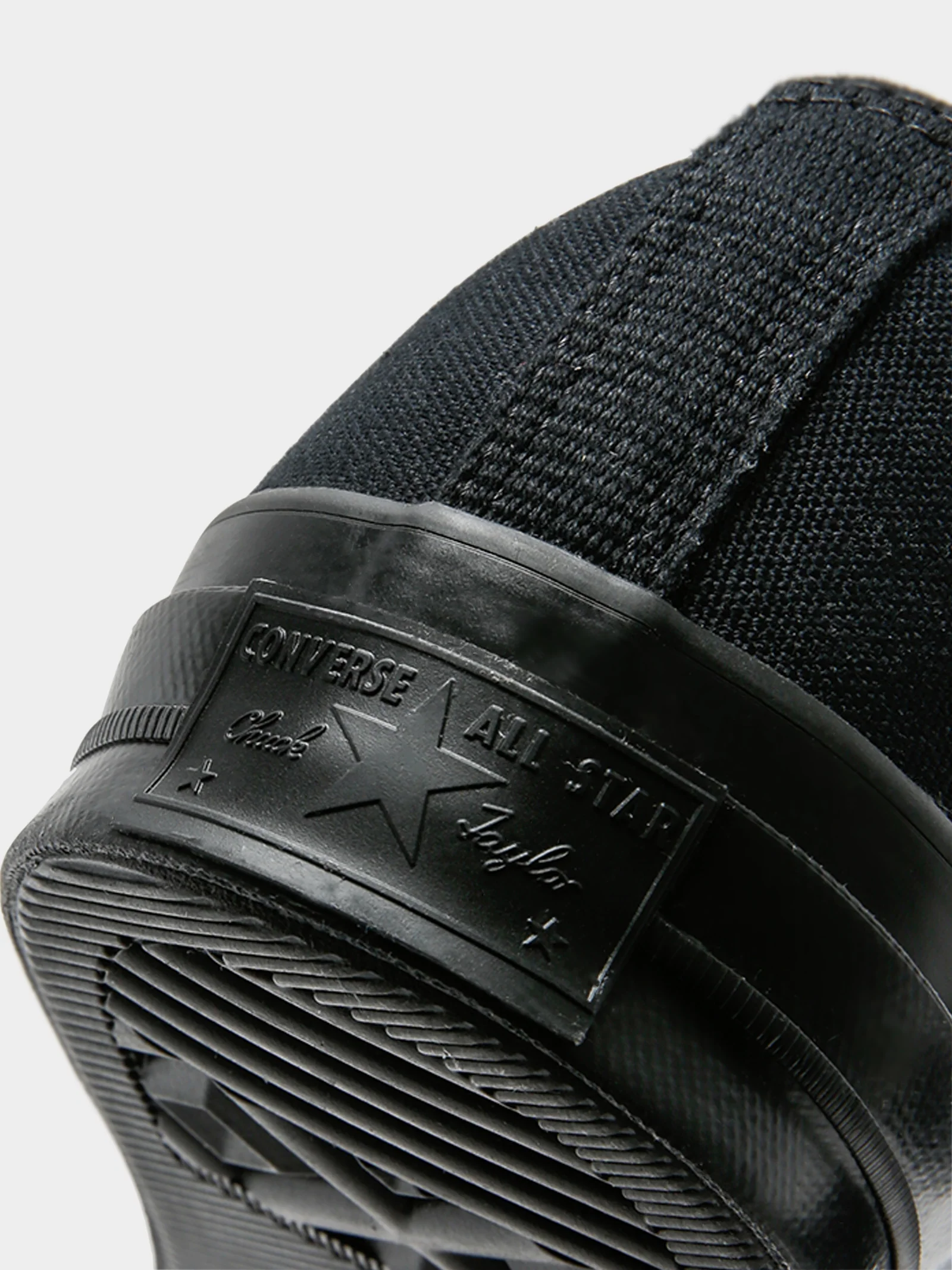 Unisex Chuck 70 Low Top Sneakers - Image 4