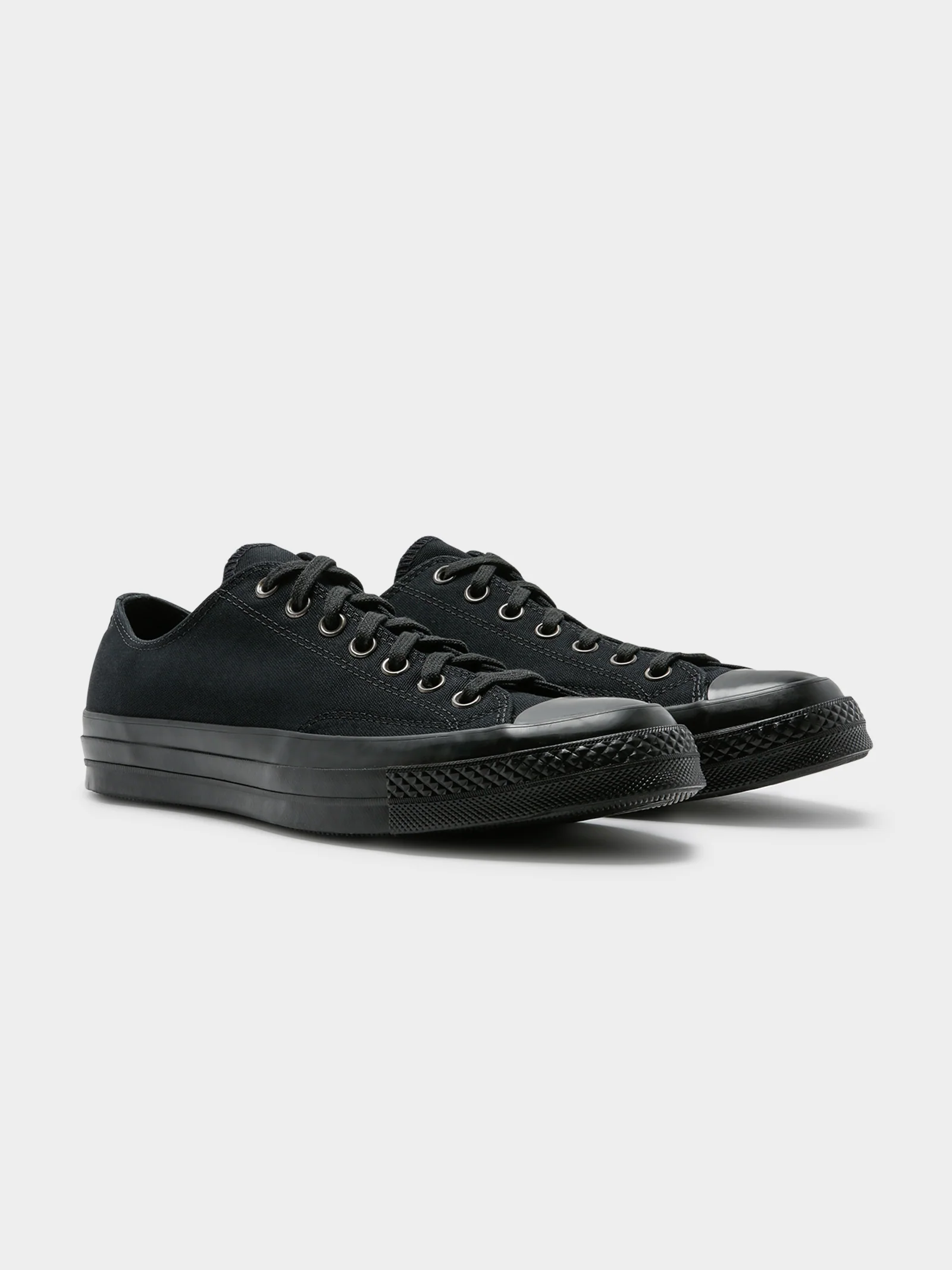 Unisex Chuck 70 Low Top Sneakers - Image 6
