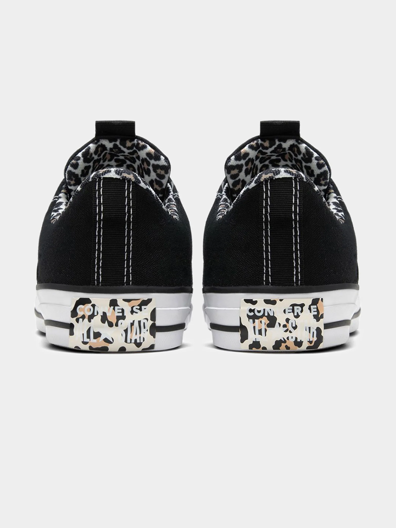 Unisex Chuck Taylor All Star Low Sneakers - Image 4