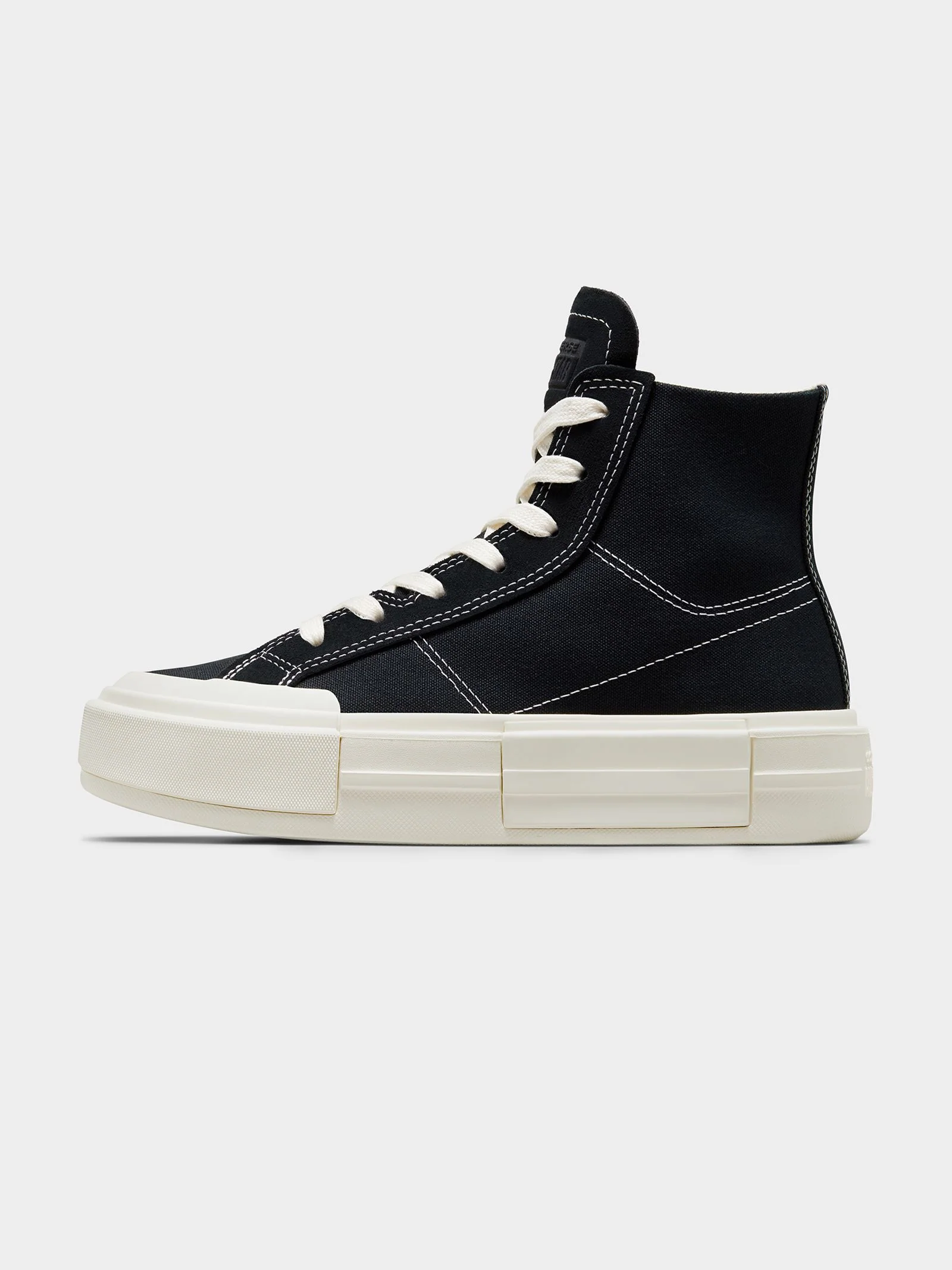 Unisex Chuck Taylor Cruise Seasonal Sneakers - Image 3