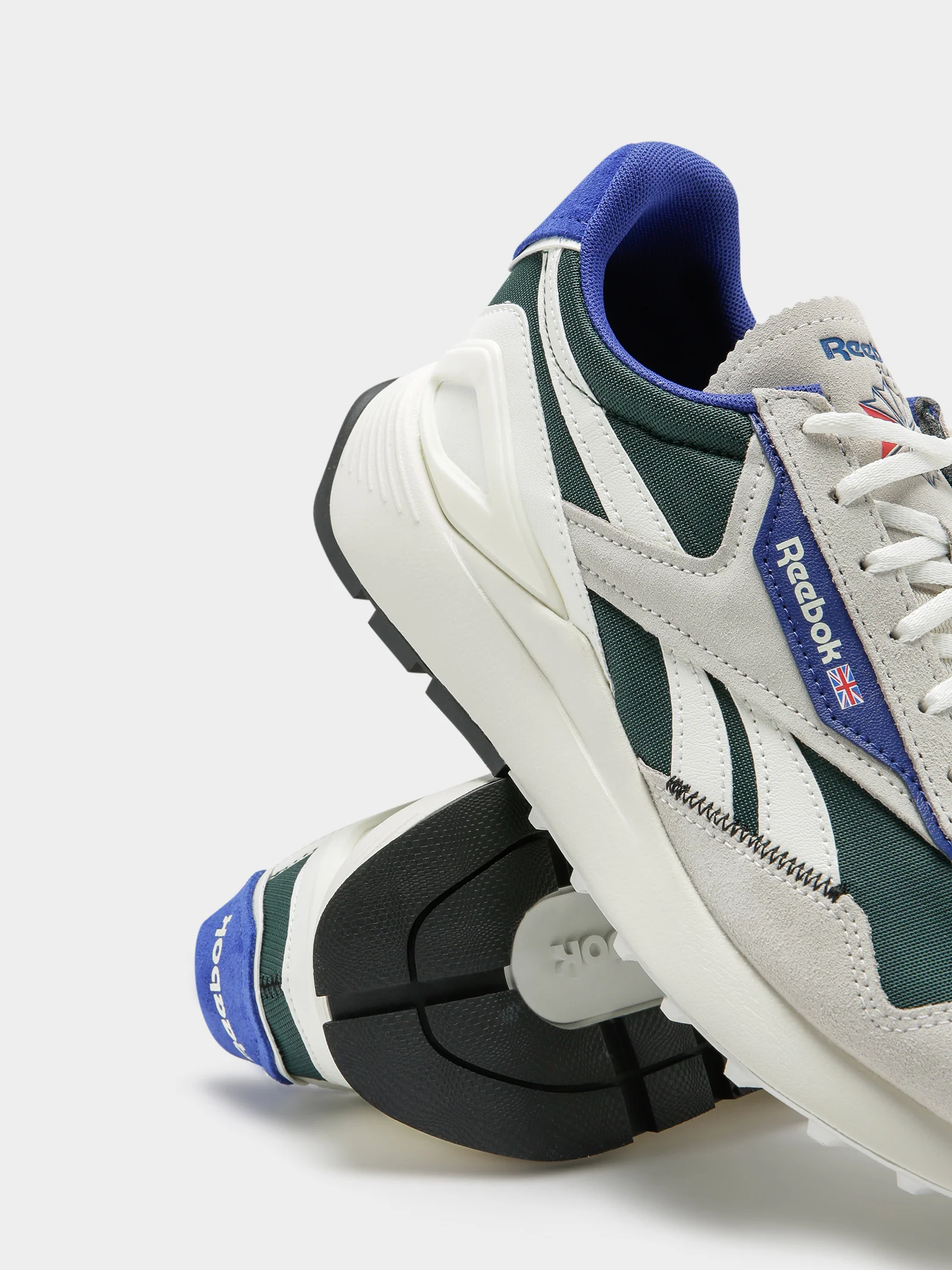 Unisex Classic Leather Legacy AZ Sneakers - Image 5