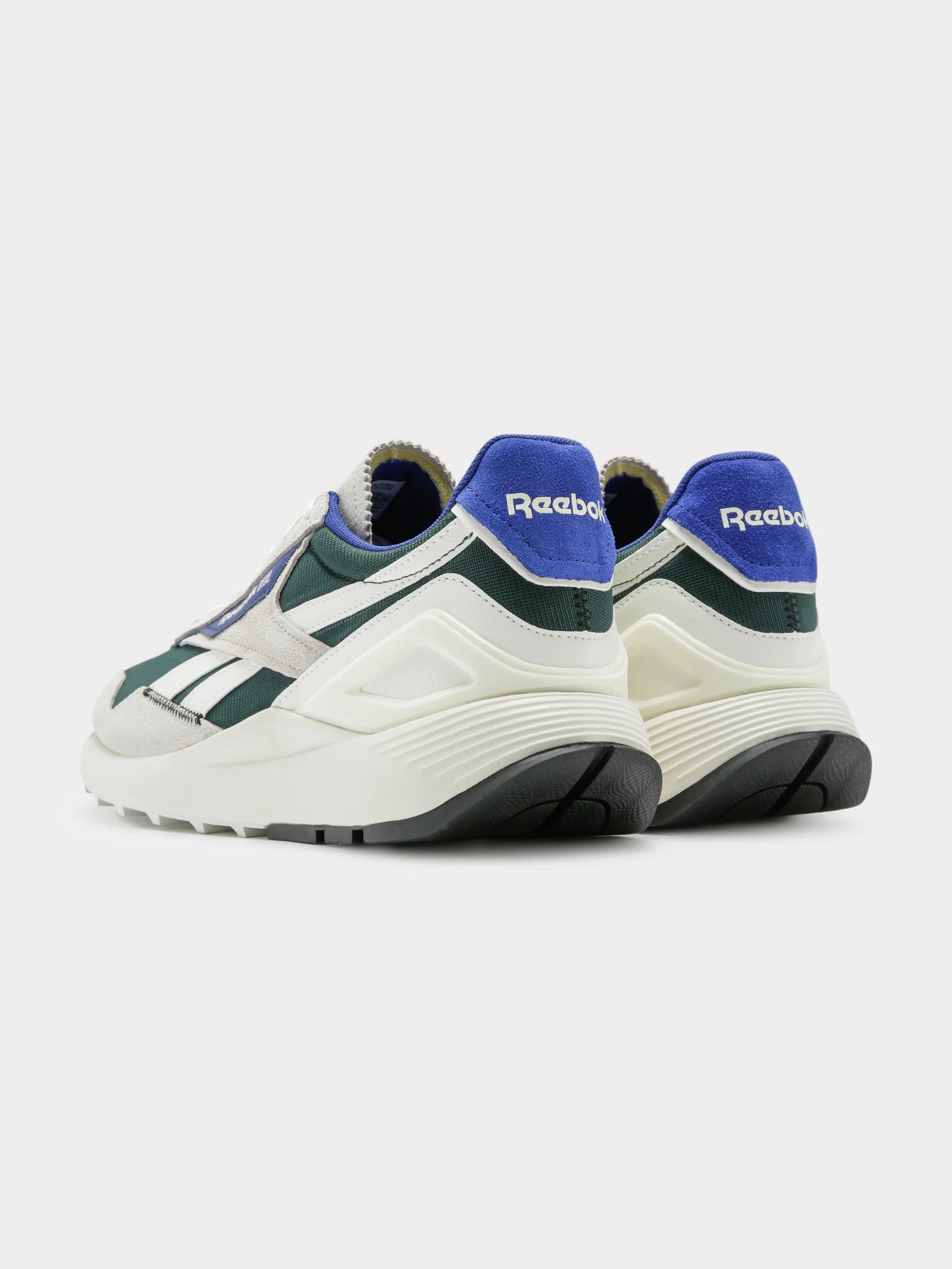 Unisex Classic Leather Legacy AZ Sneakers - Image 7