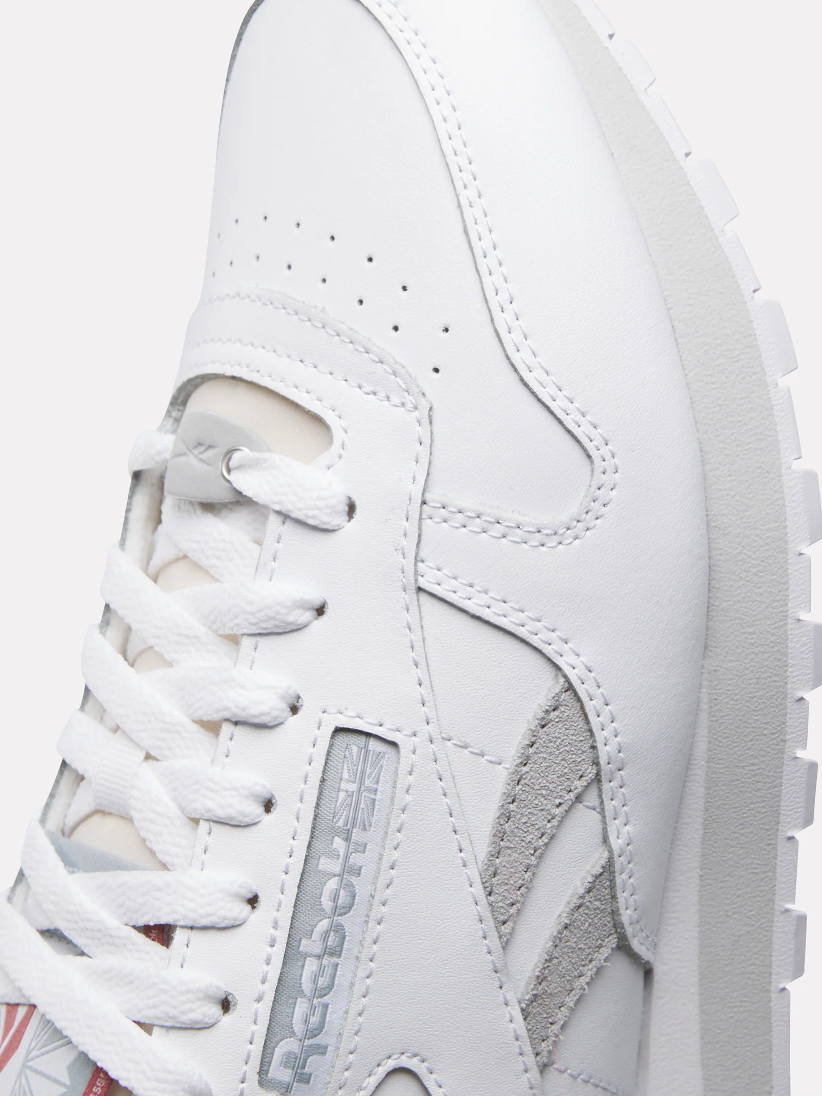Unisex Classic Leather Sneaker - Image 4