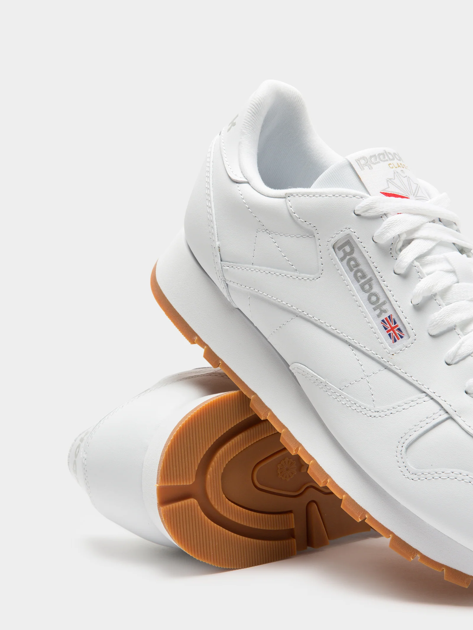 Unisex Classic Leather Sneaker - Image 7