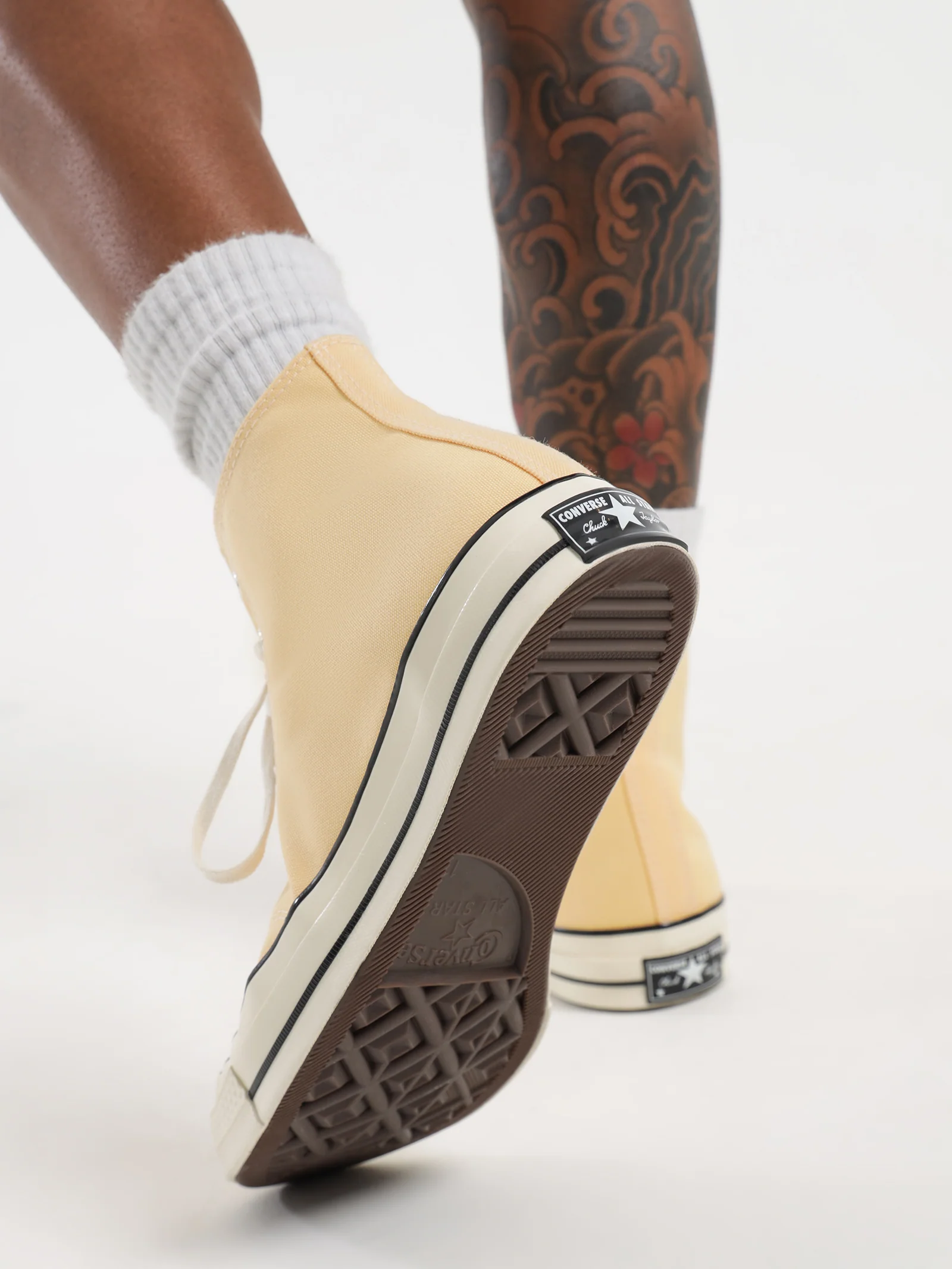 Unisex Converse Chuck 70 High Top Sneakers - Image 7