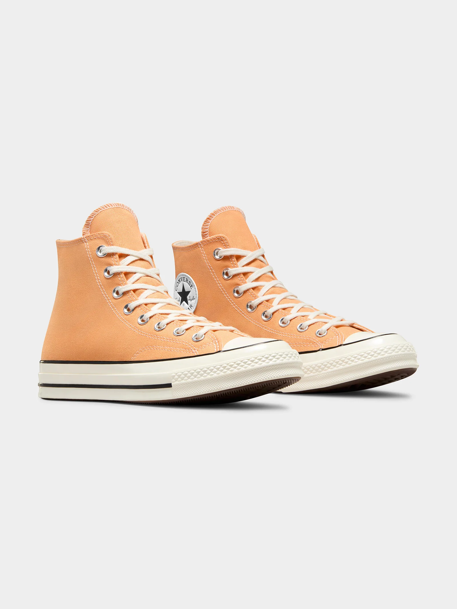 Unisex Converse Chuck 70 Vintage Canvas High Top Sneakers - Image 2