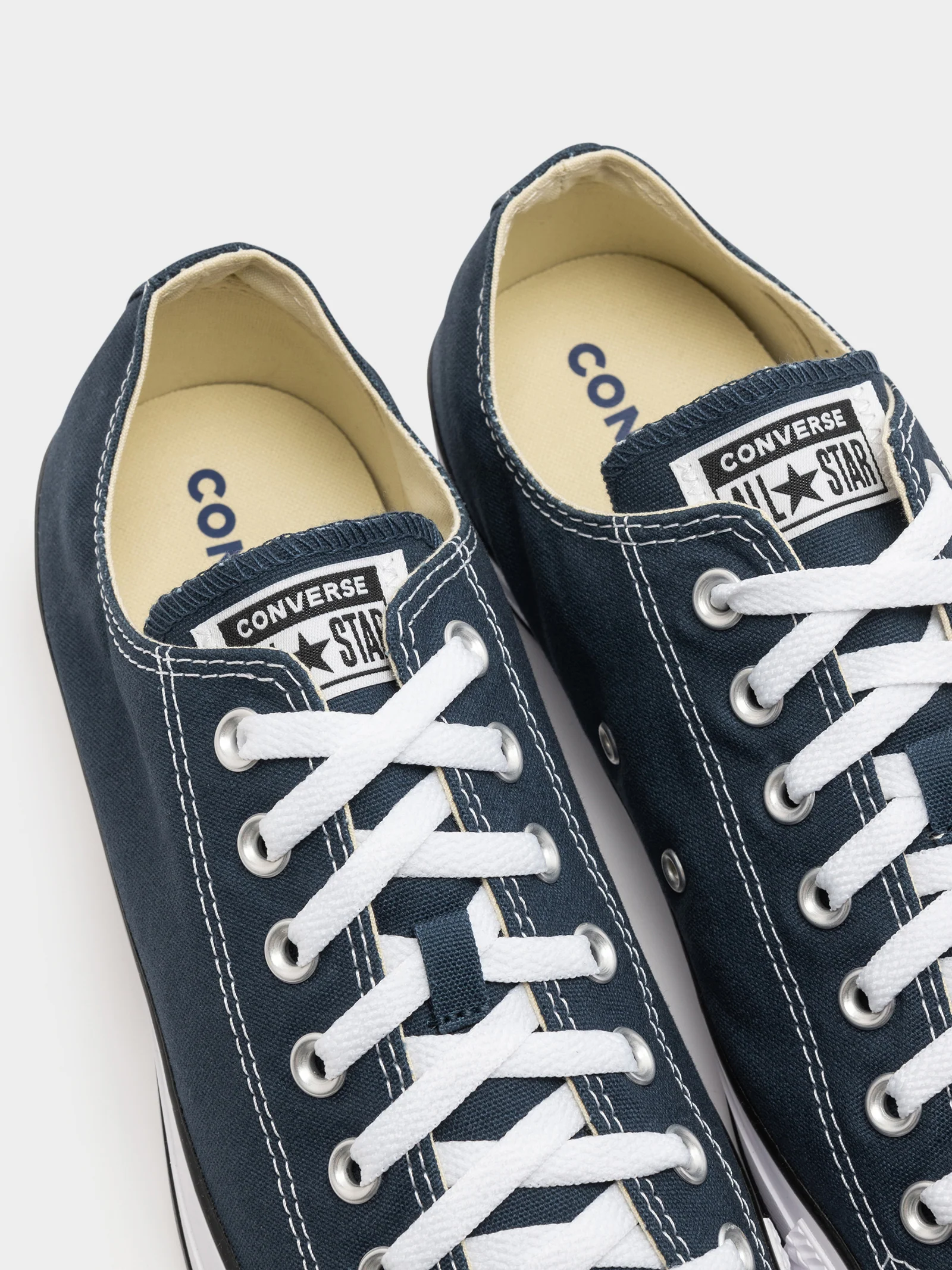 Unisex Converse Chuck Taylor All Star Classic Low Top - Image 3