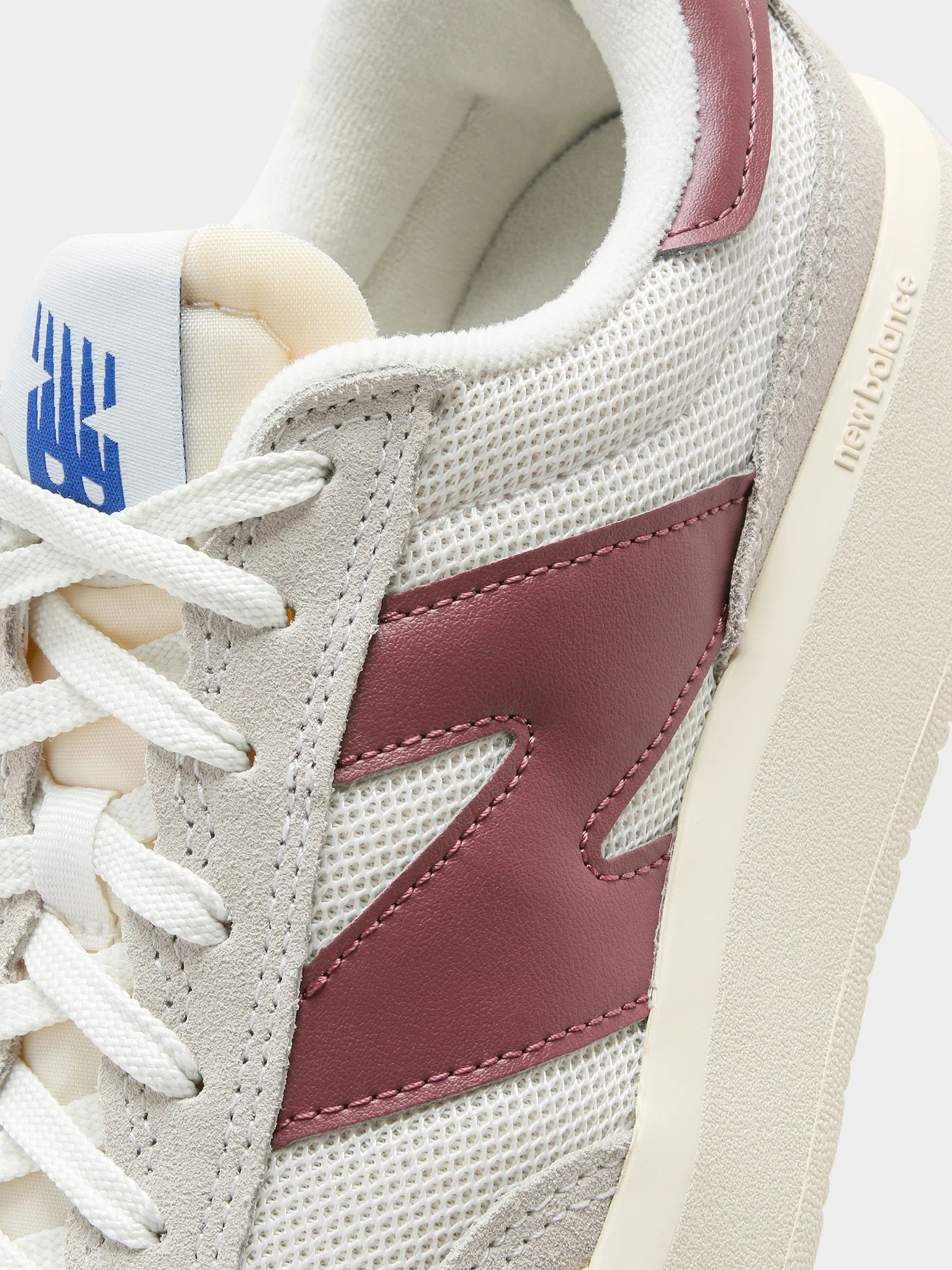 Unisex CT302 Platform Sneakers - Image 4