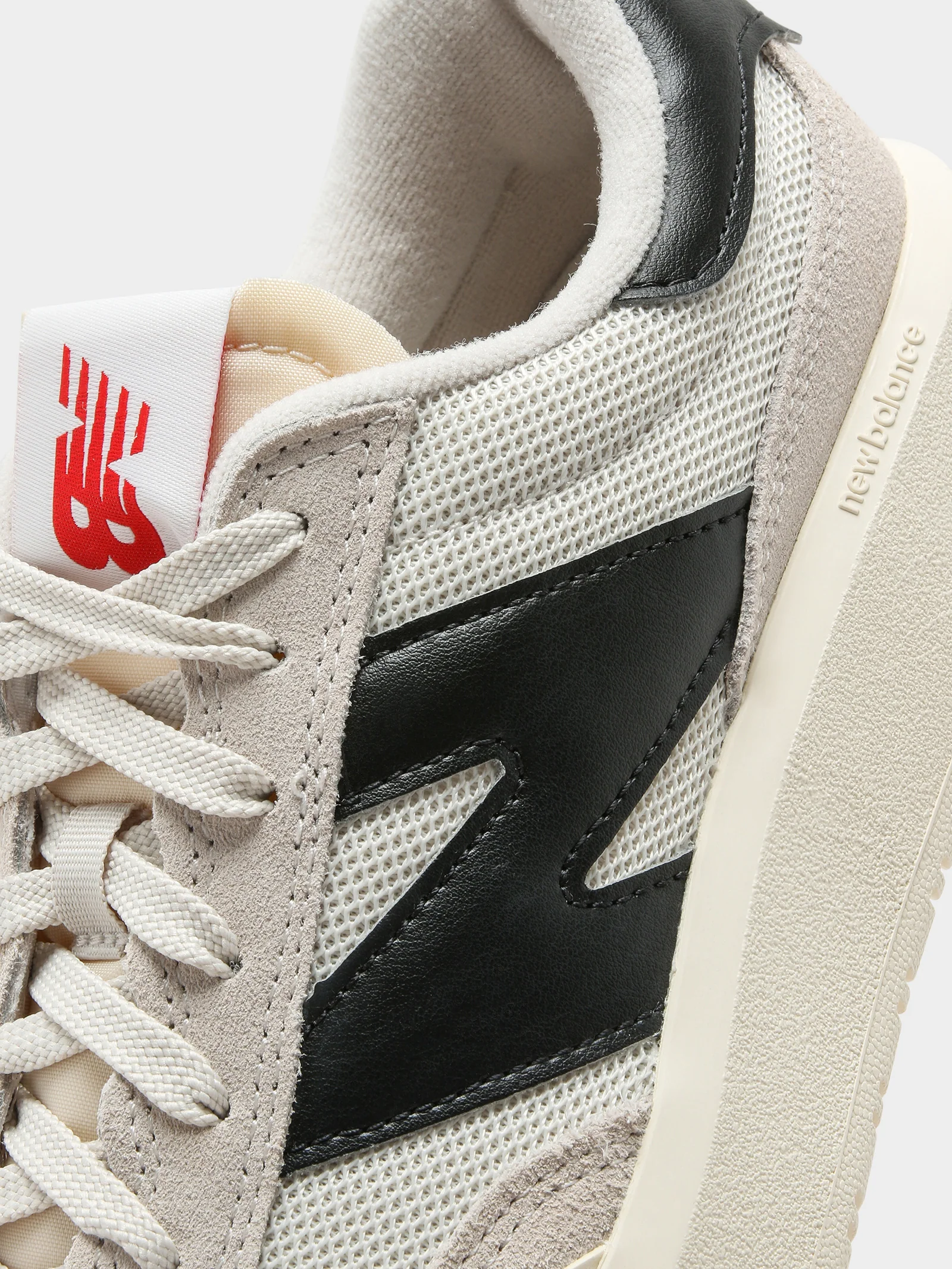 Unisex CT302 Sneakers - Image 4