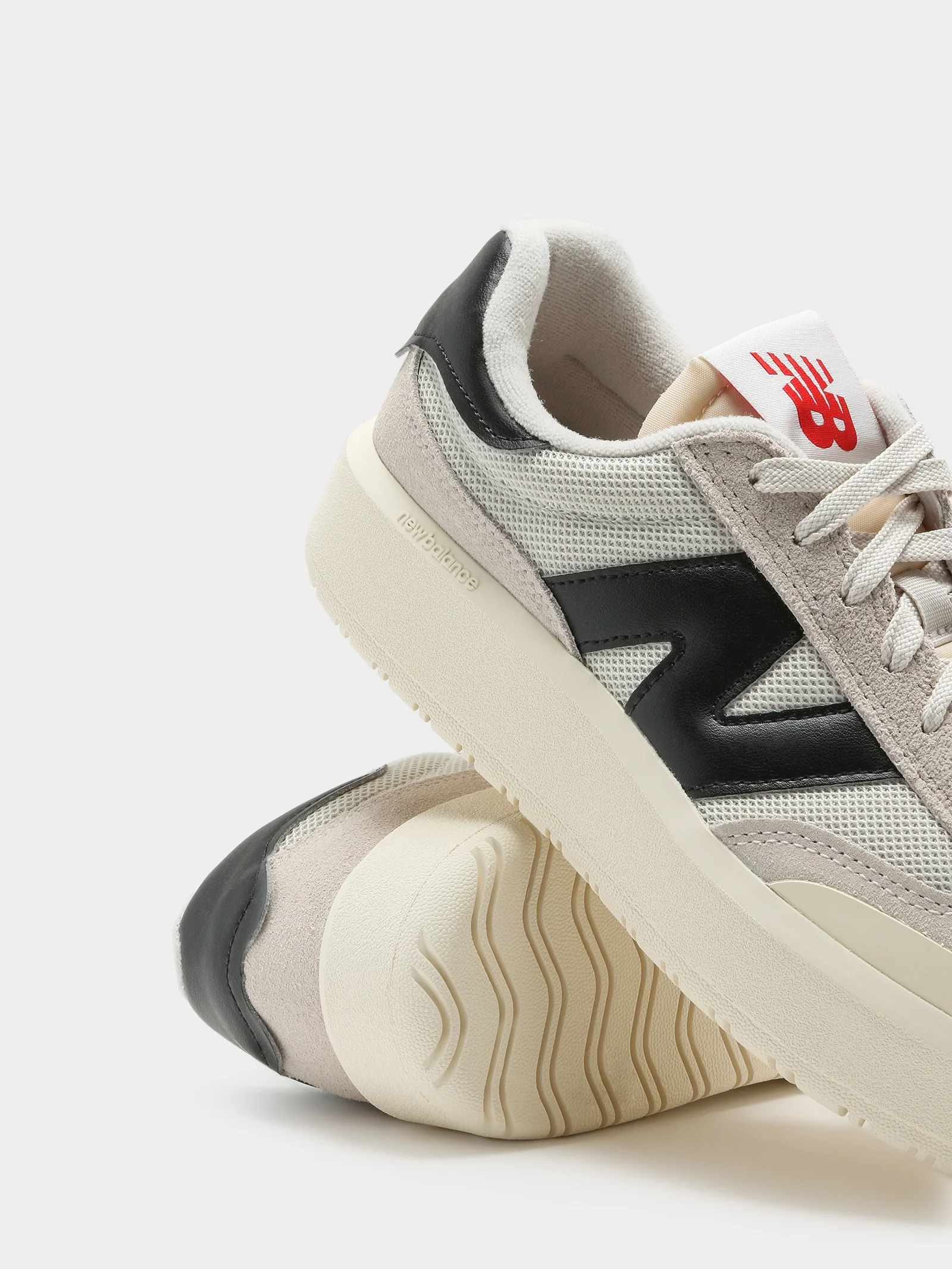Unisex CT302 Sneakers - Image 5