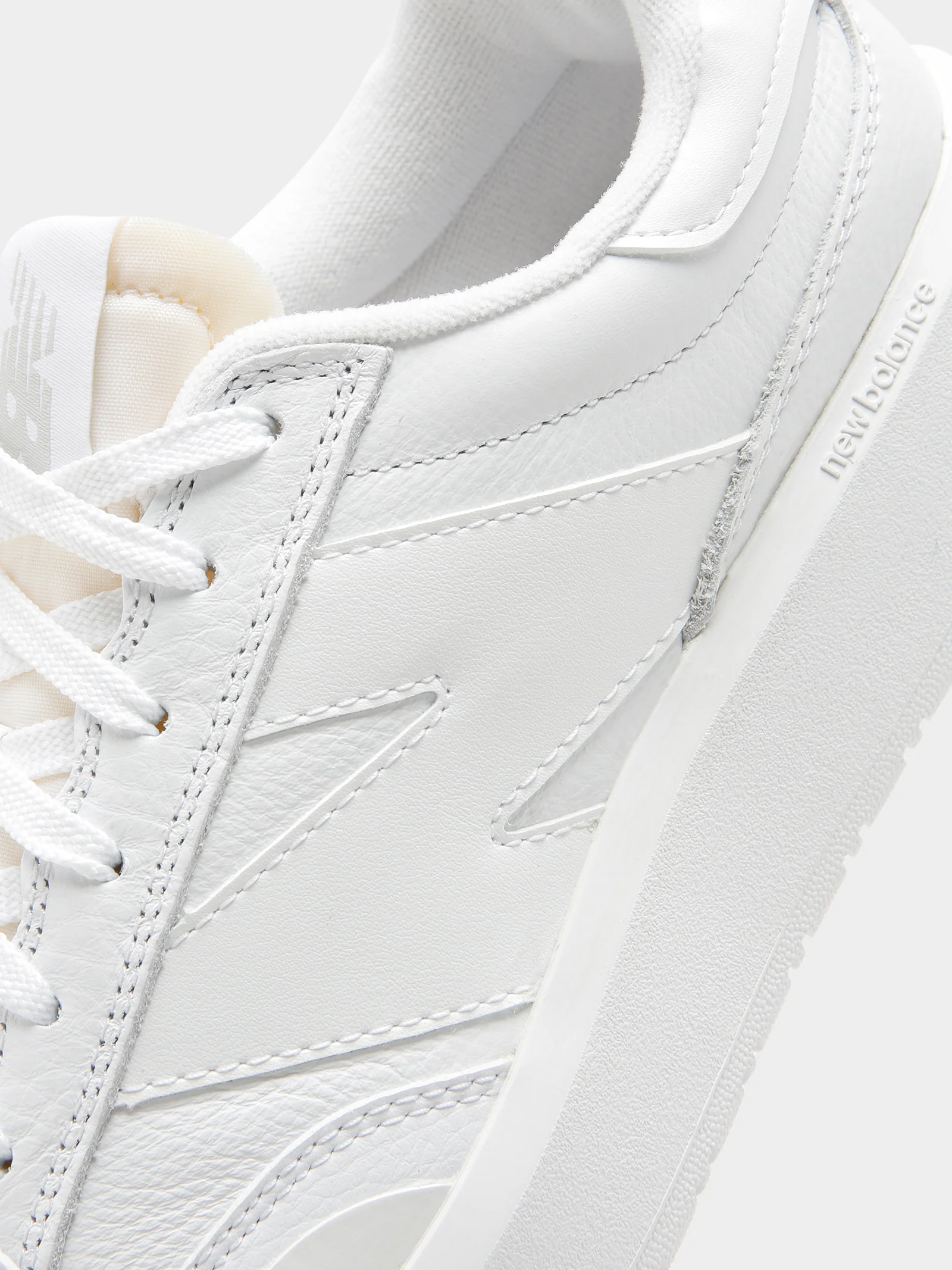 Unisex CT302 Sneakers - Image 3
