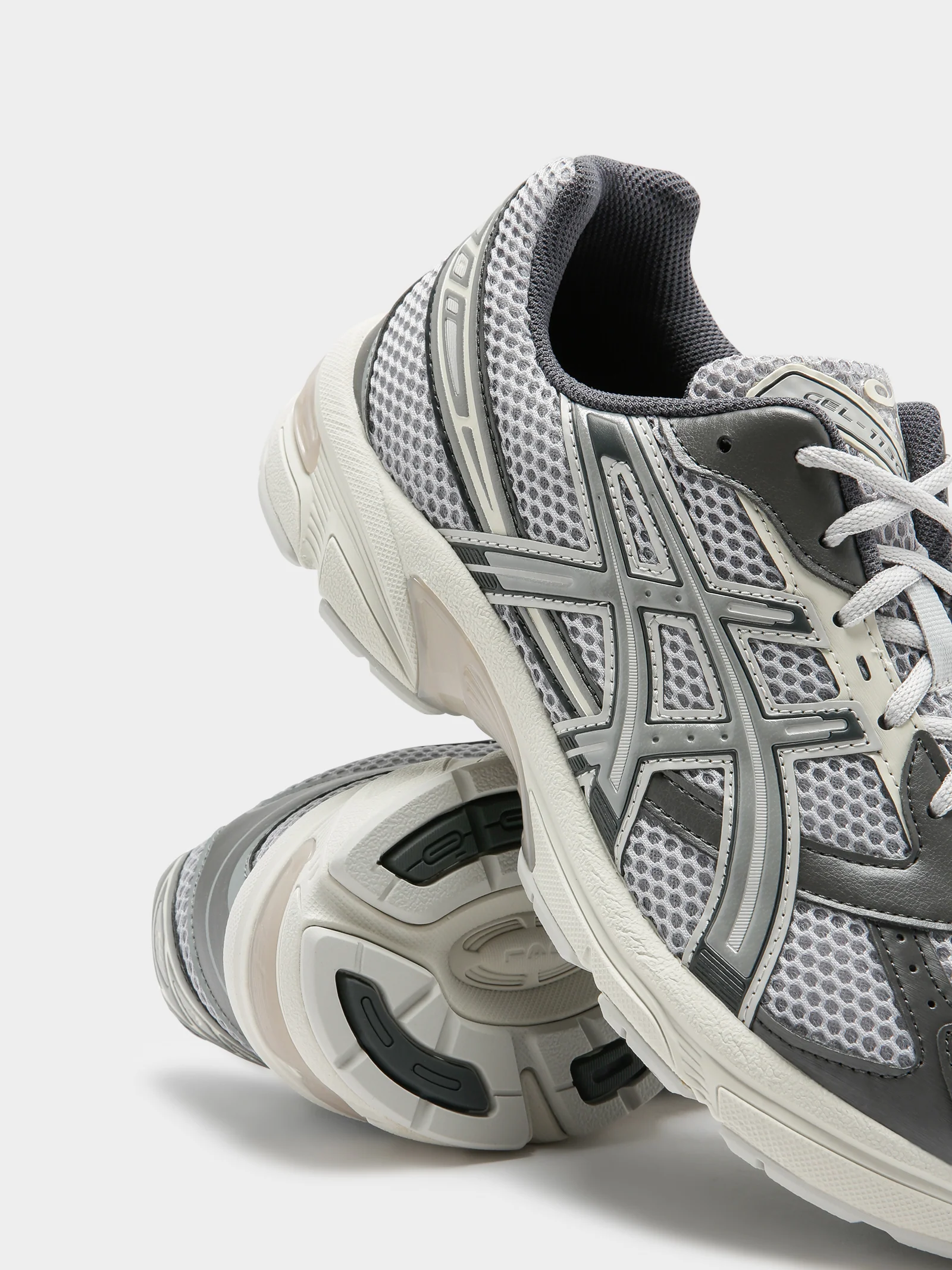 Unisex Gel 11-30 Sneakers - Image 5